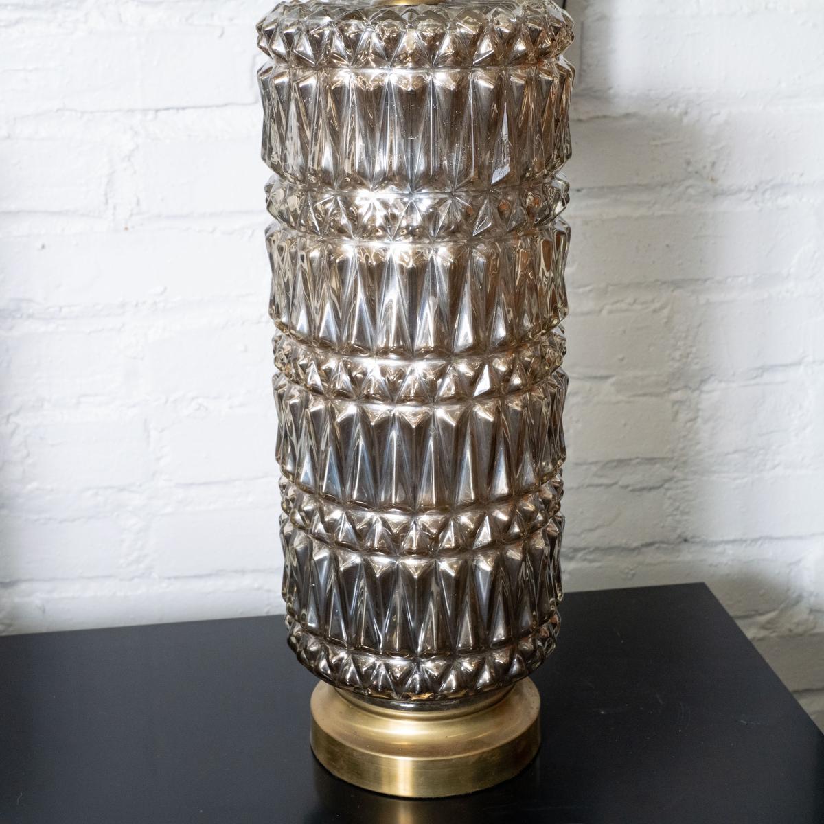 Pair of Hollywood Regency Style Mercury Glass Diamond Pattern Lamps For Sale 4