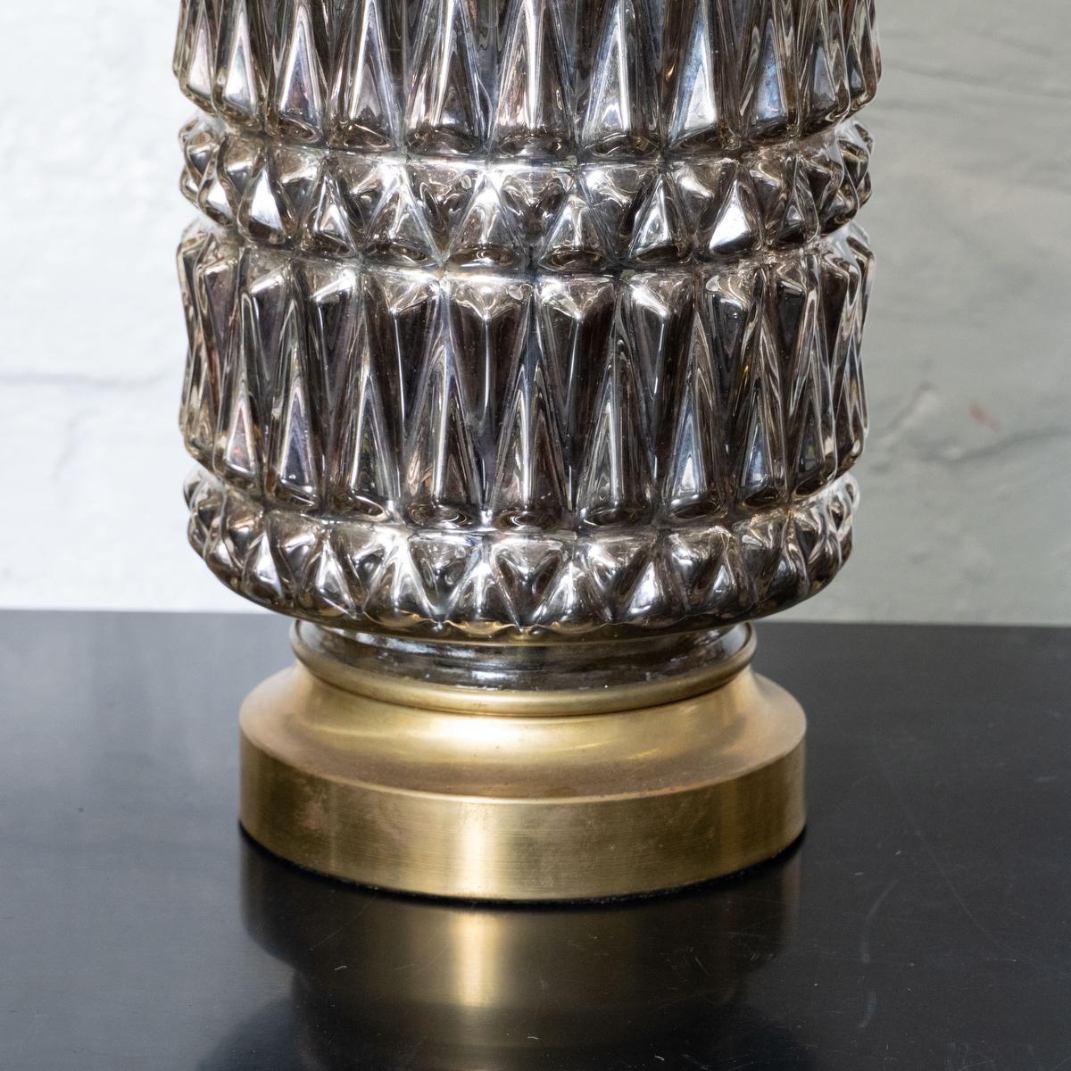 Pair of Hollywood Regency Style Mercury Glass Diamond Pattern Lamps For Sale 1