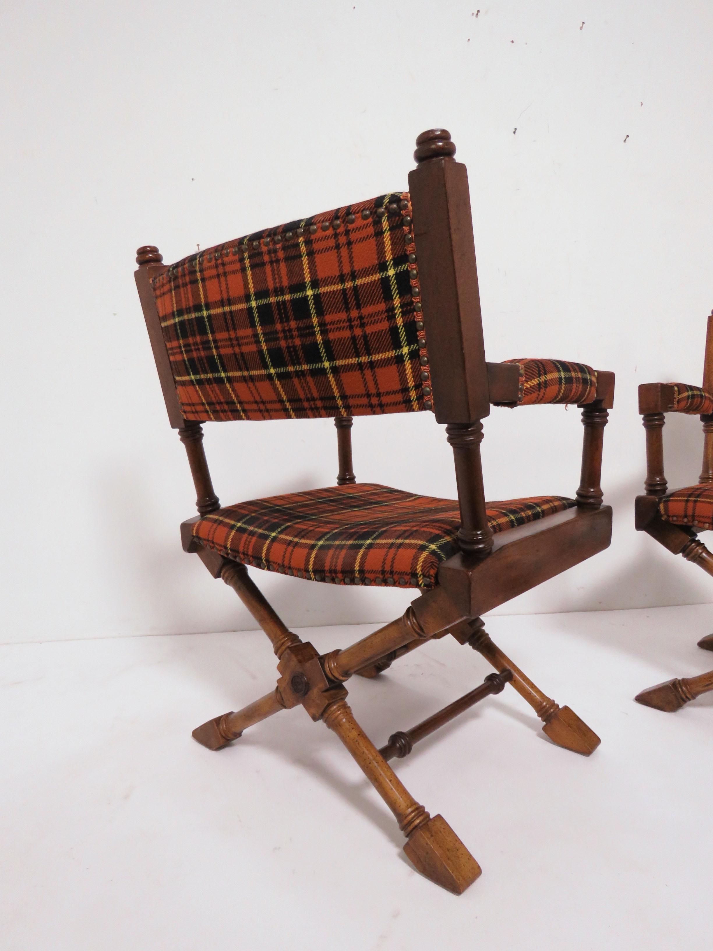 Pair of Hollywood Regency Style X-Base Campaign Chairs, circa 1960s 1