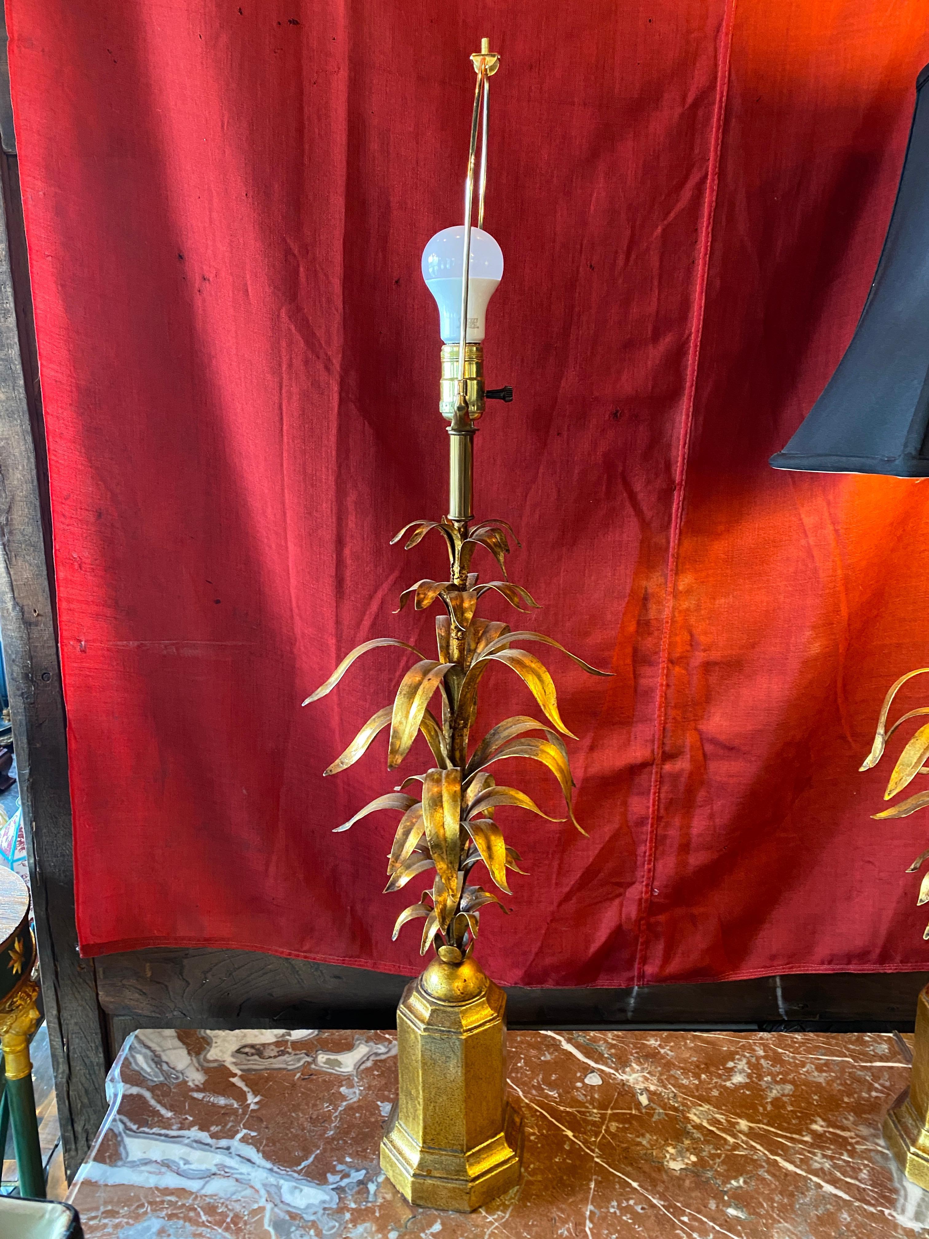 Metal Pair of Hollywood Regency Wheat Form Gilt Table Lamps