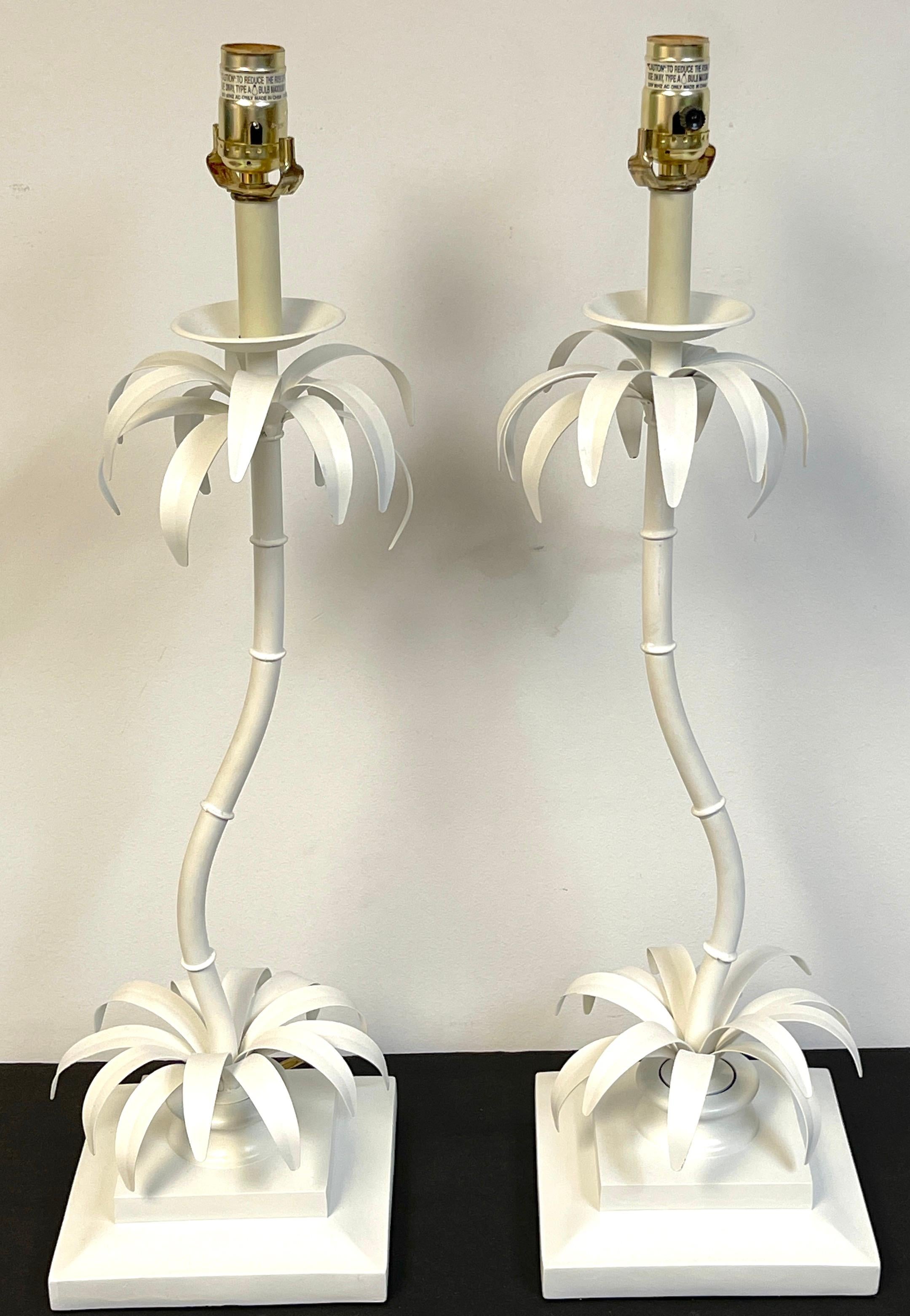 Pair of Hollywood Regency White Lacquered Contoured Palm Tree Lamps In Good Condition In West Palm Beach, FL