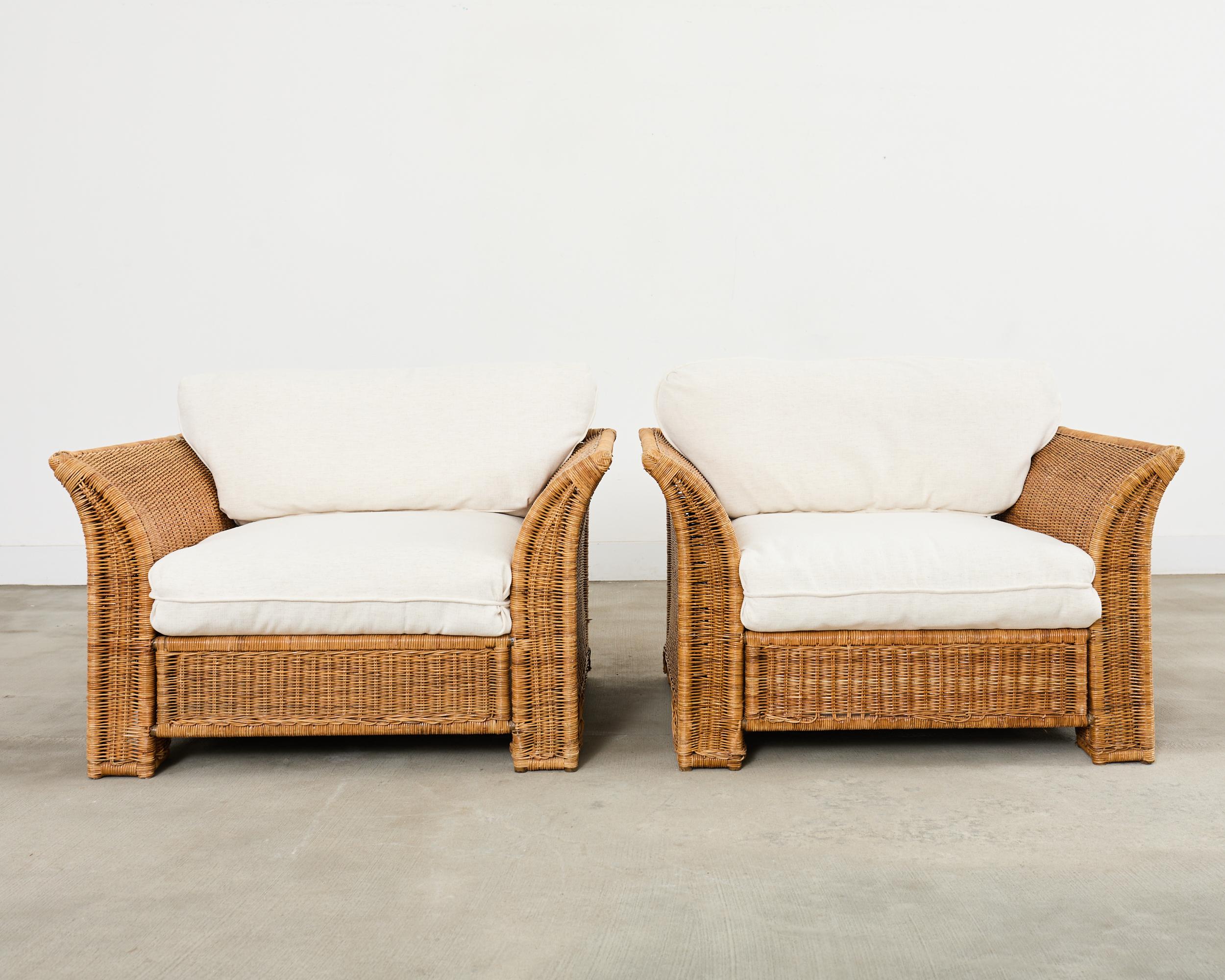 Metal Pair of Hollywood Regency Wicker Lounge Chairs with Ottomans For Sale