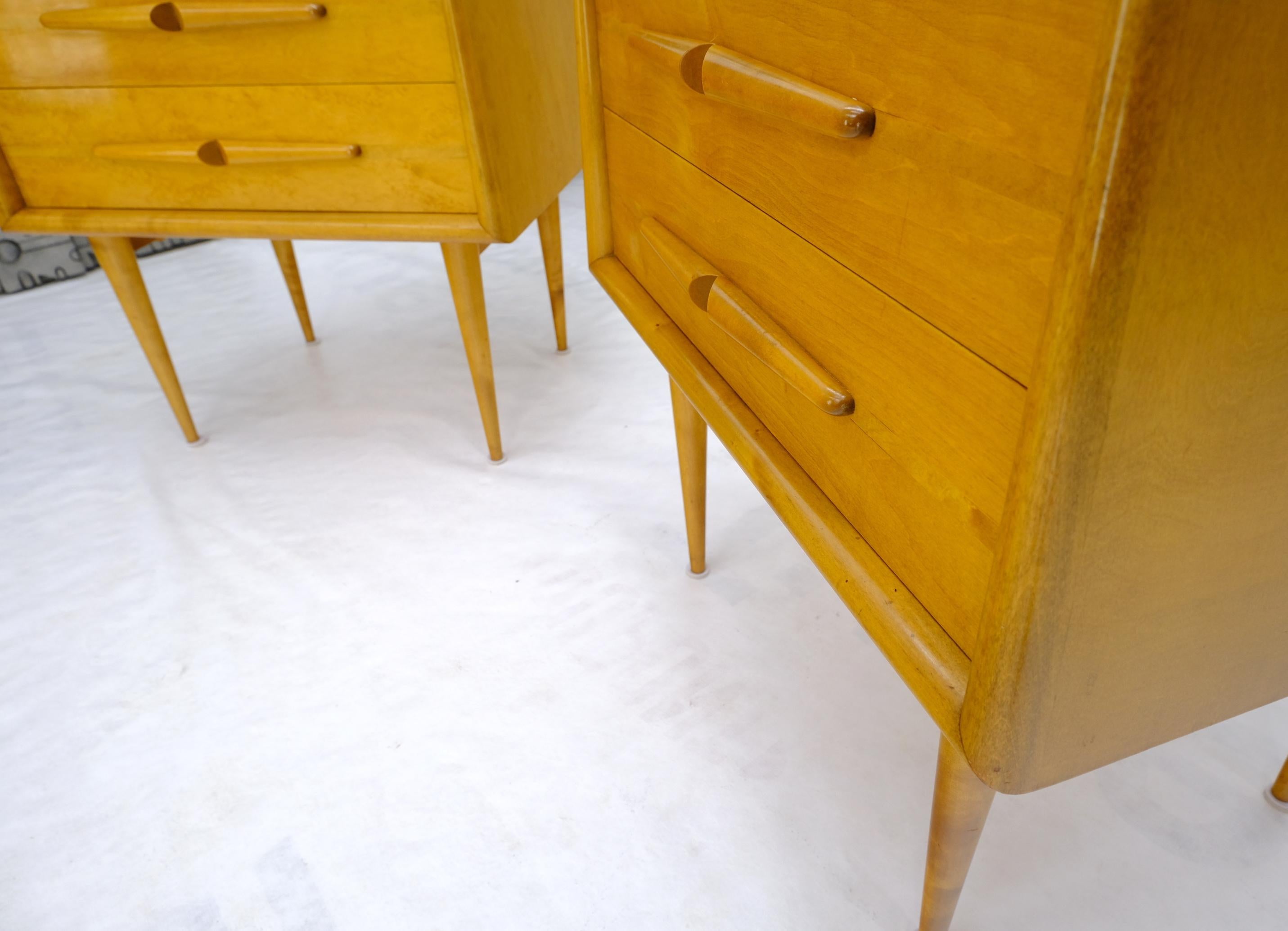 Pair of Honey Amber Lacquer Edmond Spence Two Drawer Nightstands End Tables For Sale 6