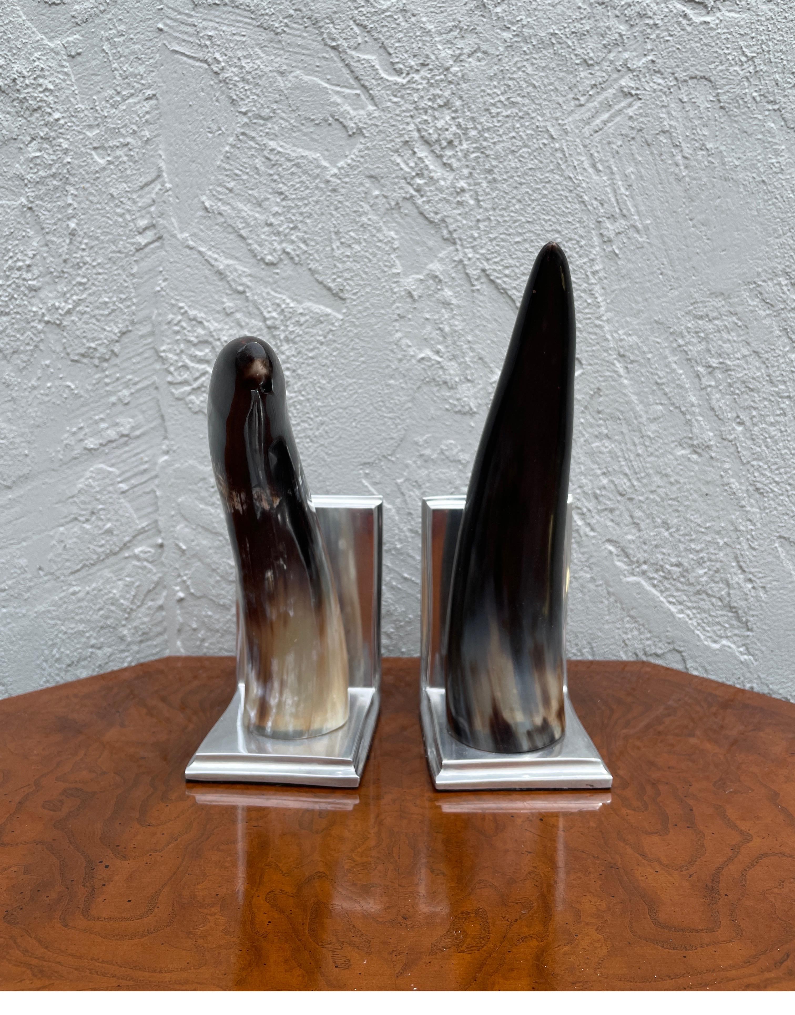 Pair of Horn Bookends In Good Condition For Sale In West Palm Beach, FL