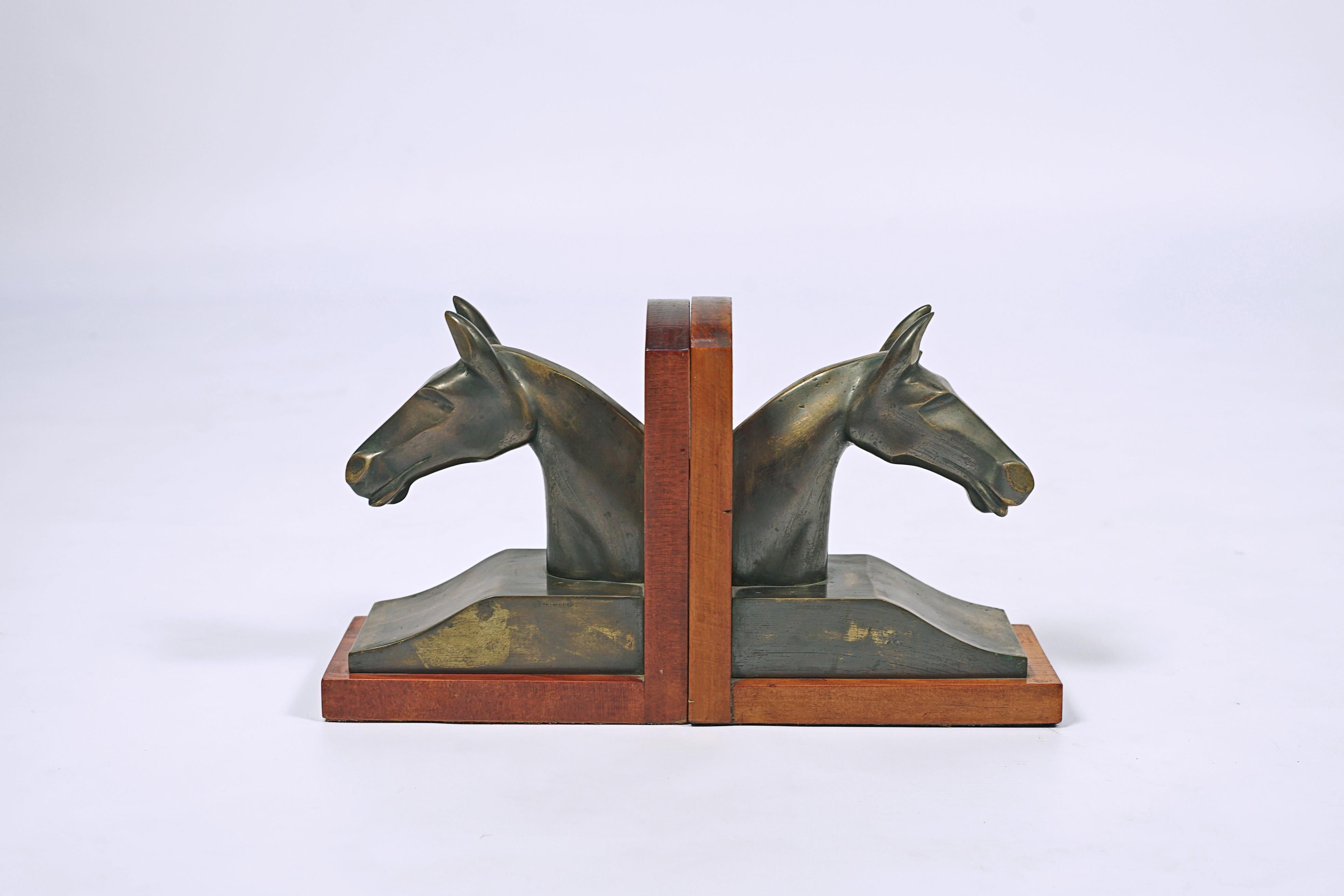 Paar Pferdekopf-Buchstützen von Hermès (Französisch) im Angebot