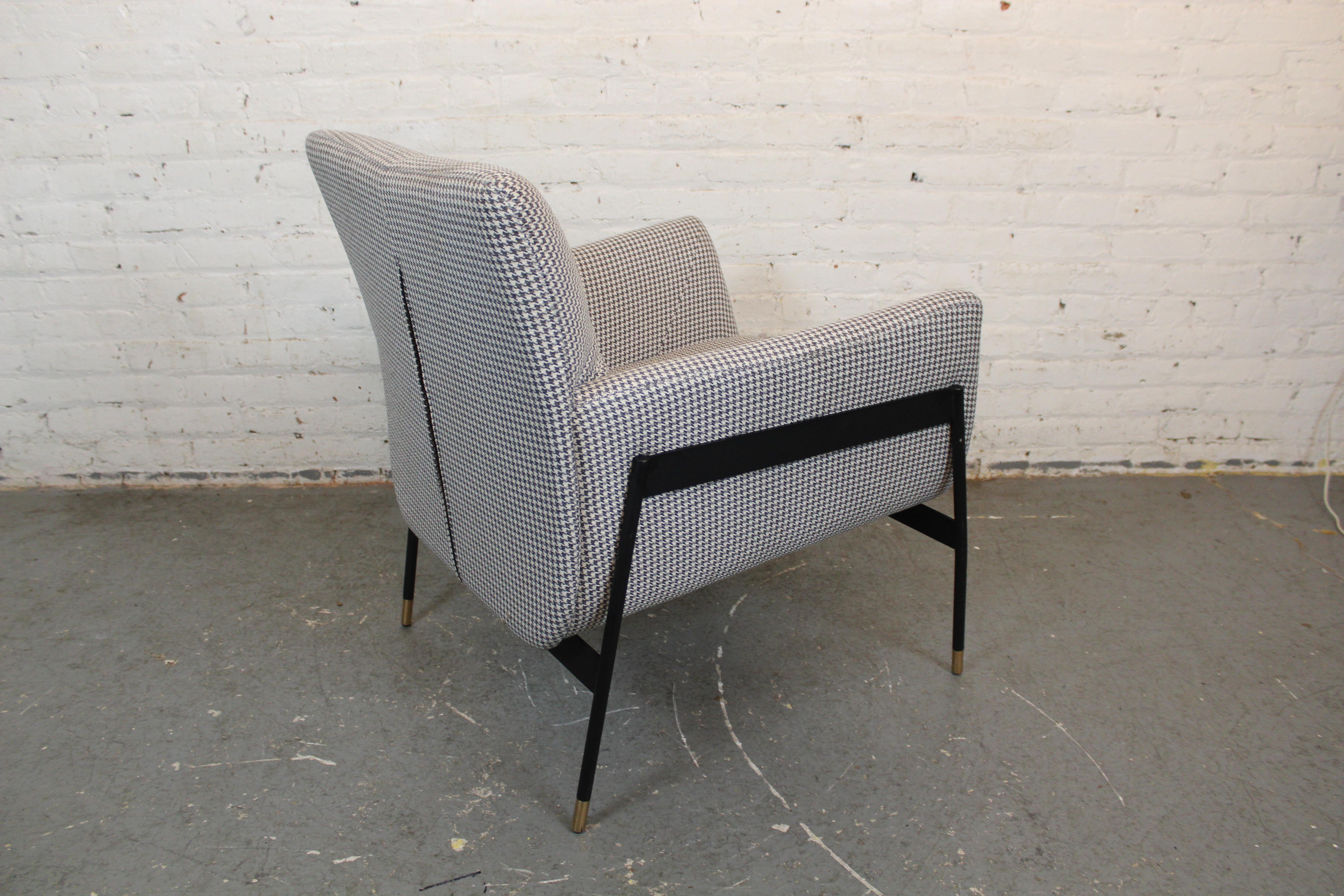 Pair of Houndstooth 