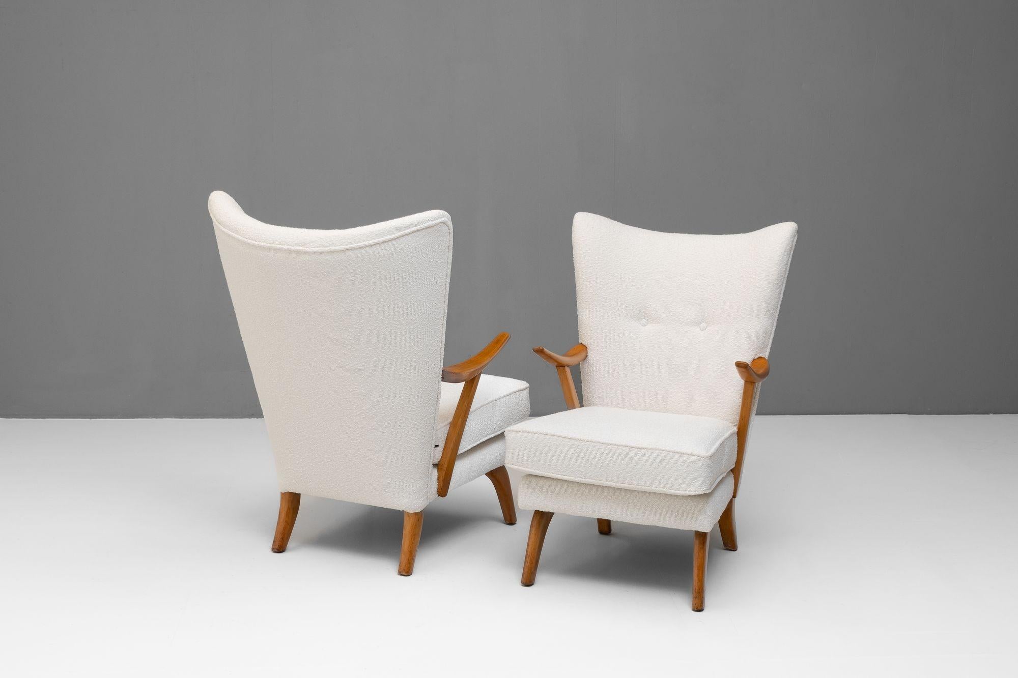 Mid-Century Modern Paire de chaises Bambino de Howard Keith en vente