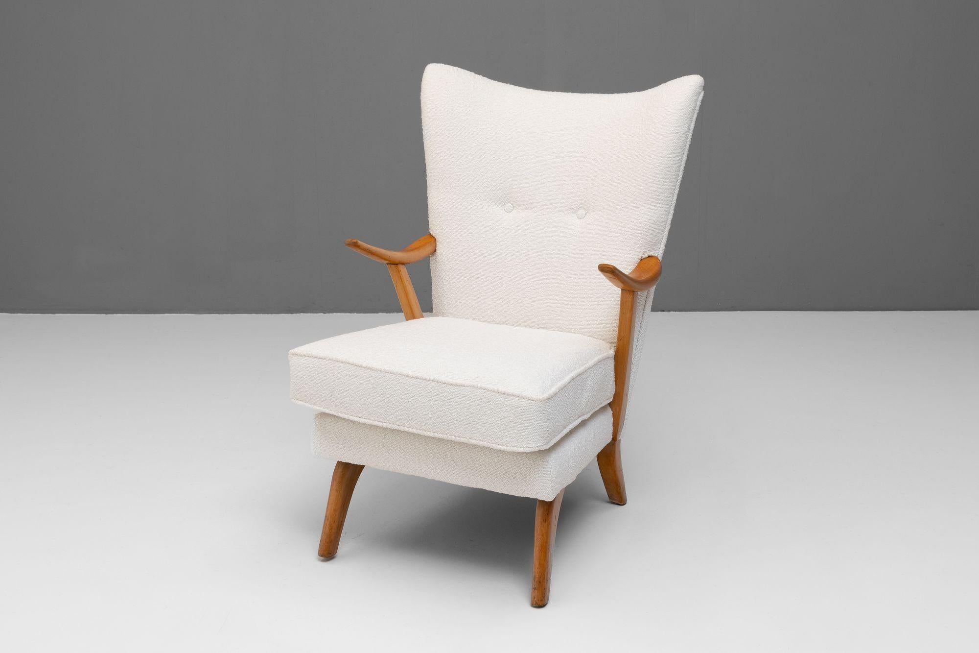 Paire de chaises Bambino de Howard Keith Bon état - En vente à London, England