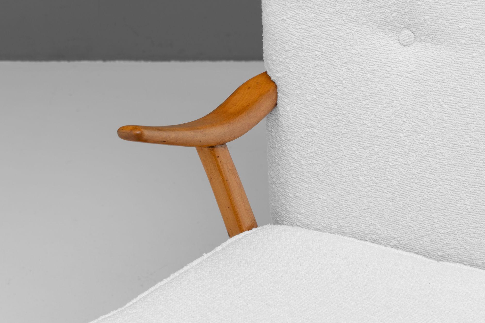 Milieu du XXe siècle Paire de chaises Bambino de Howard Keith en vente