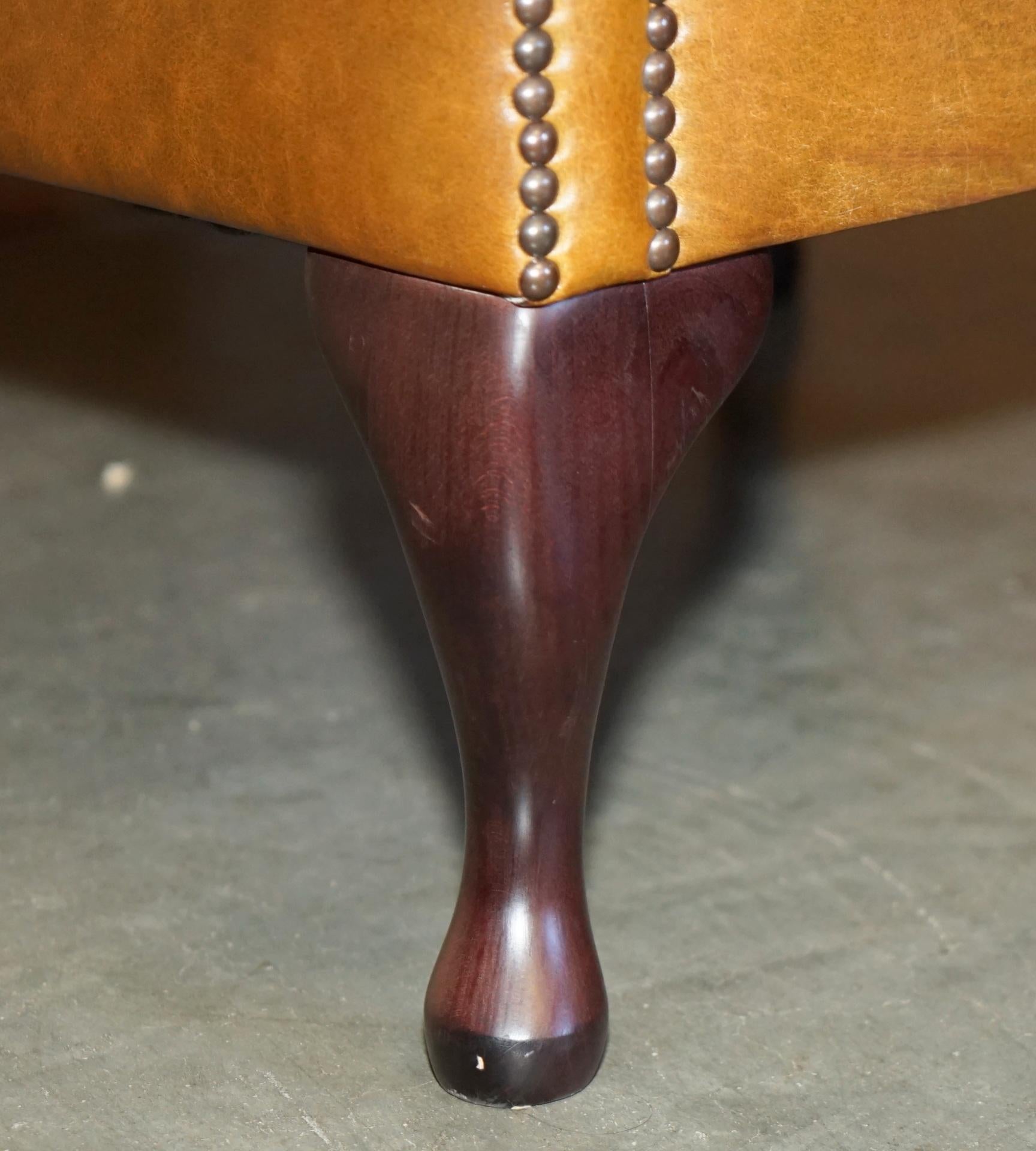 PAIR OF HUGE 132CM TALL HERITAGE BROWN LEATHER CHESTERFIELD WINGBACK ARMCHAIRs For Sale 3