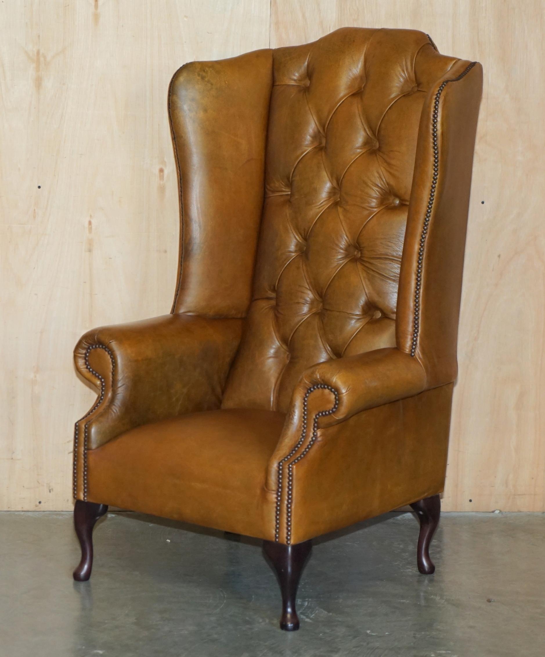 PAIR OF HUGE 132CM TALL HERITAGE BROWN LEATHER CHESTERFIELD WINGBACK ARMCHAIRs For Sale 6
