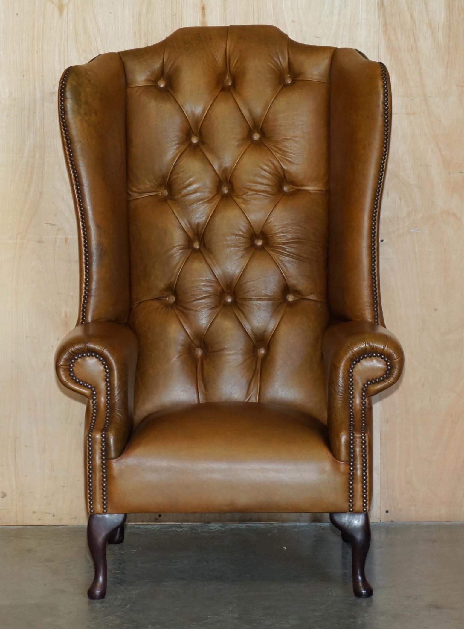 PAIR OF HUGE 132CM TALL HERITAGE BROWN LEATHER CHESTERFIELD WINGBACK ARMCHAIRs For Sale 7