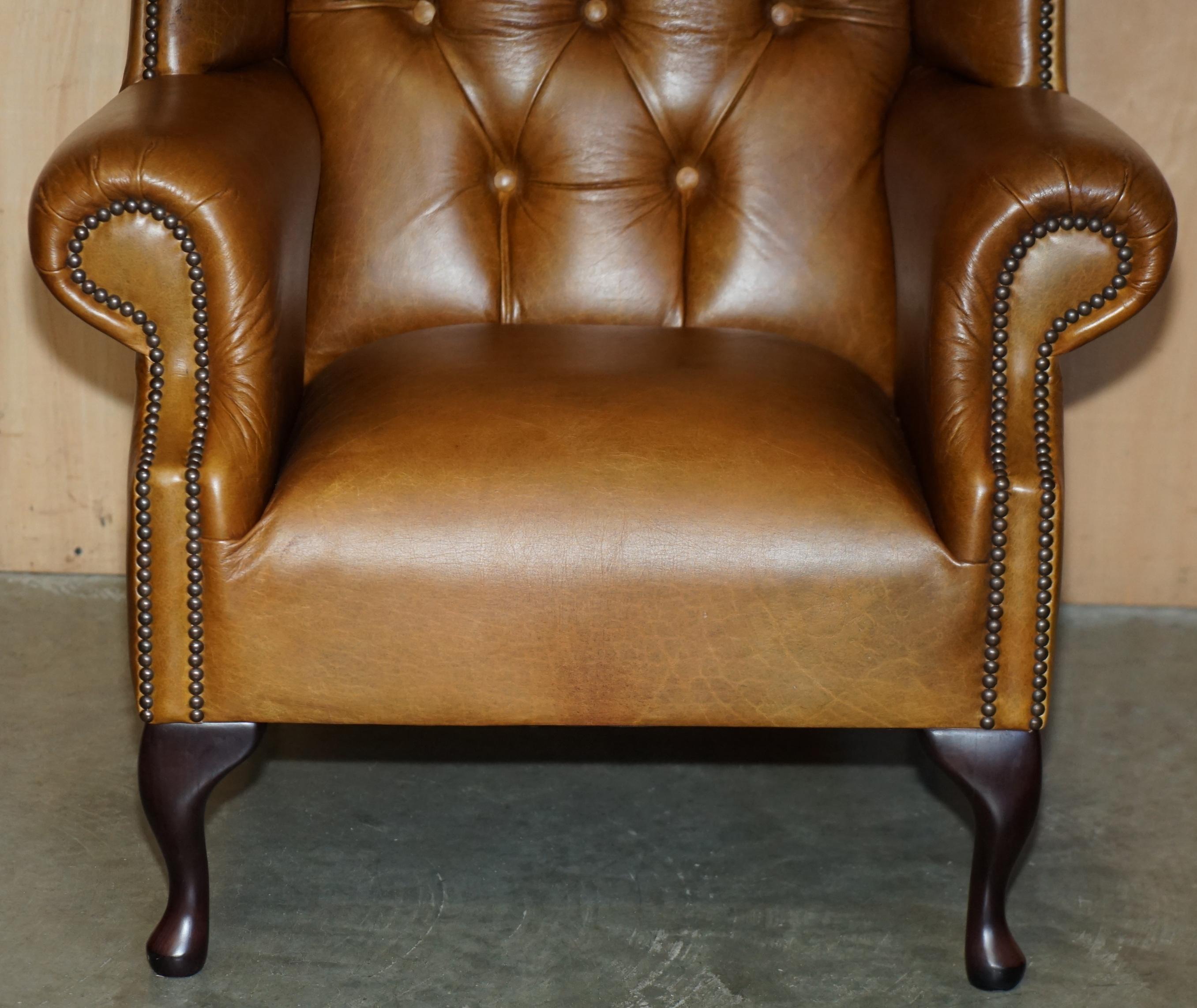 PAIR OF HUGE 132CM TALL HERITAGE BROWN LEATHER CHESTERFIELD WINGBACK ARMCHAIRs For Sale 1