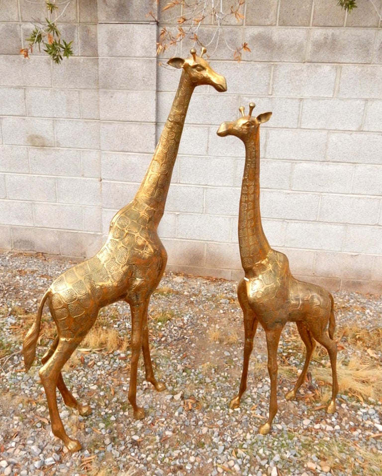 Pair of Huge 1970s Brass Giraffe Floor Statues For Sale at 1stdibs