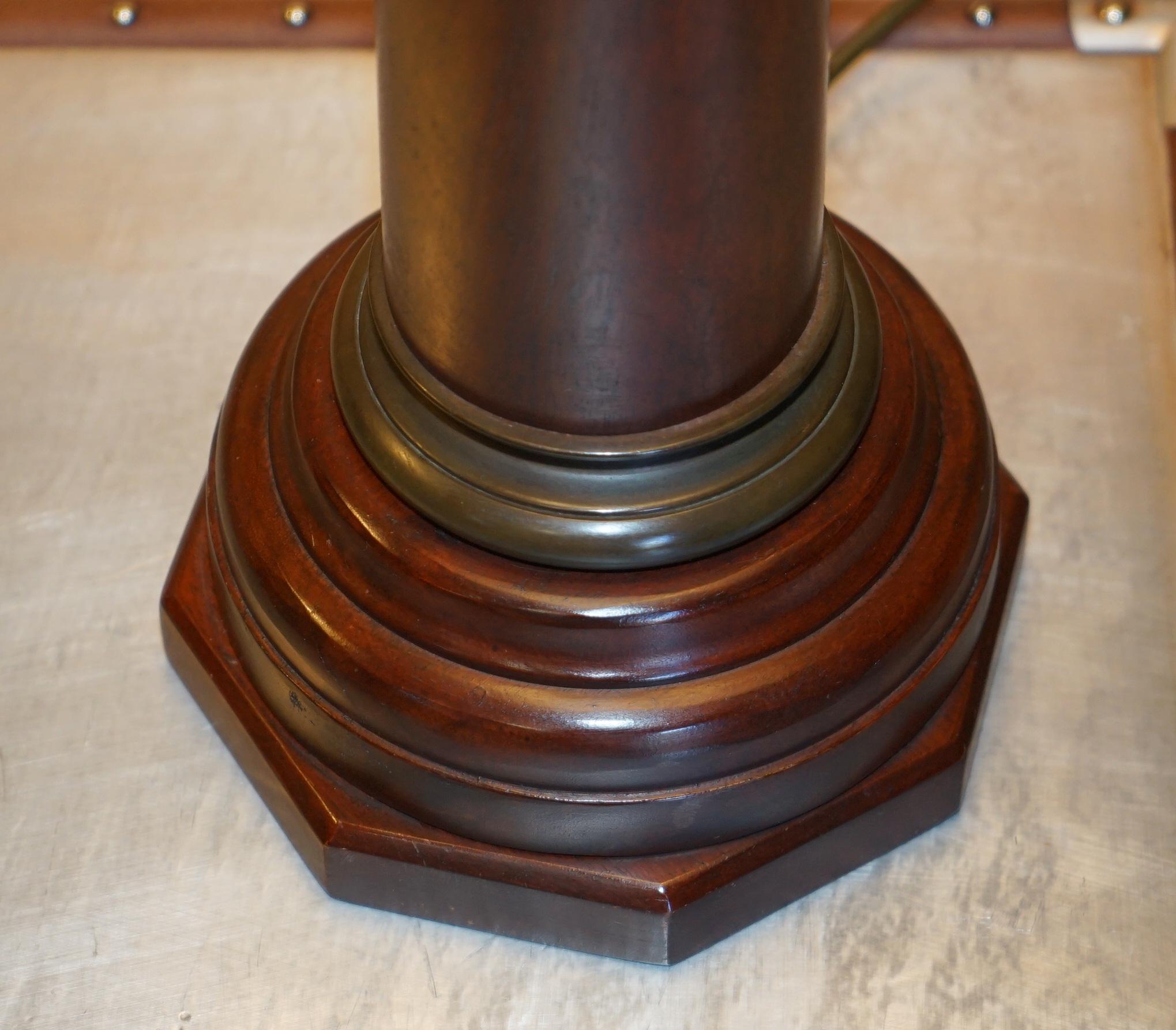 PAIR OF HUGE 95CM GRAND TOUR STYLE ROMAN CORiNTHIAN PILLAR BRASS DESK LAMPS For Sale 4