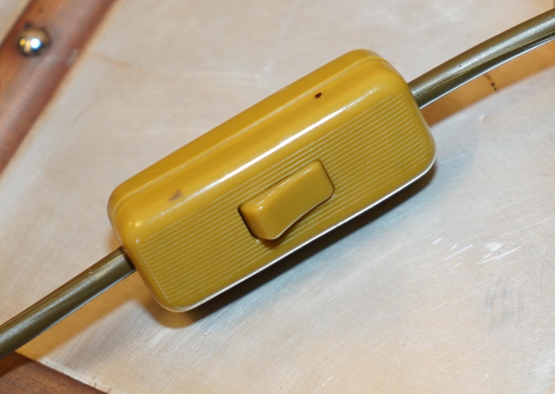 PAIR OF HUGE 95CM GRAND TOUR STYLE ROMAN CORiNTHIAN PILLAR BRASS DESK LAMPS For Sale 5