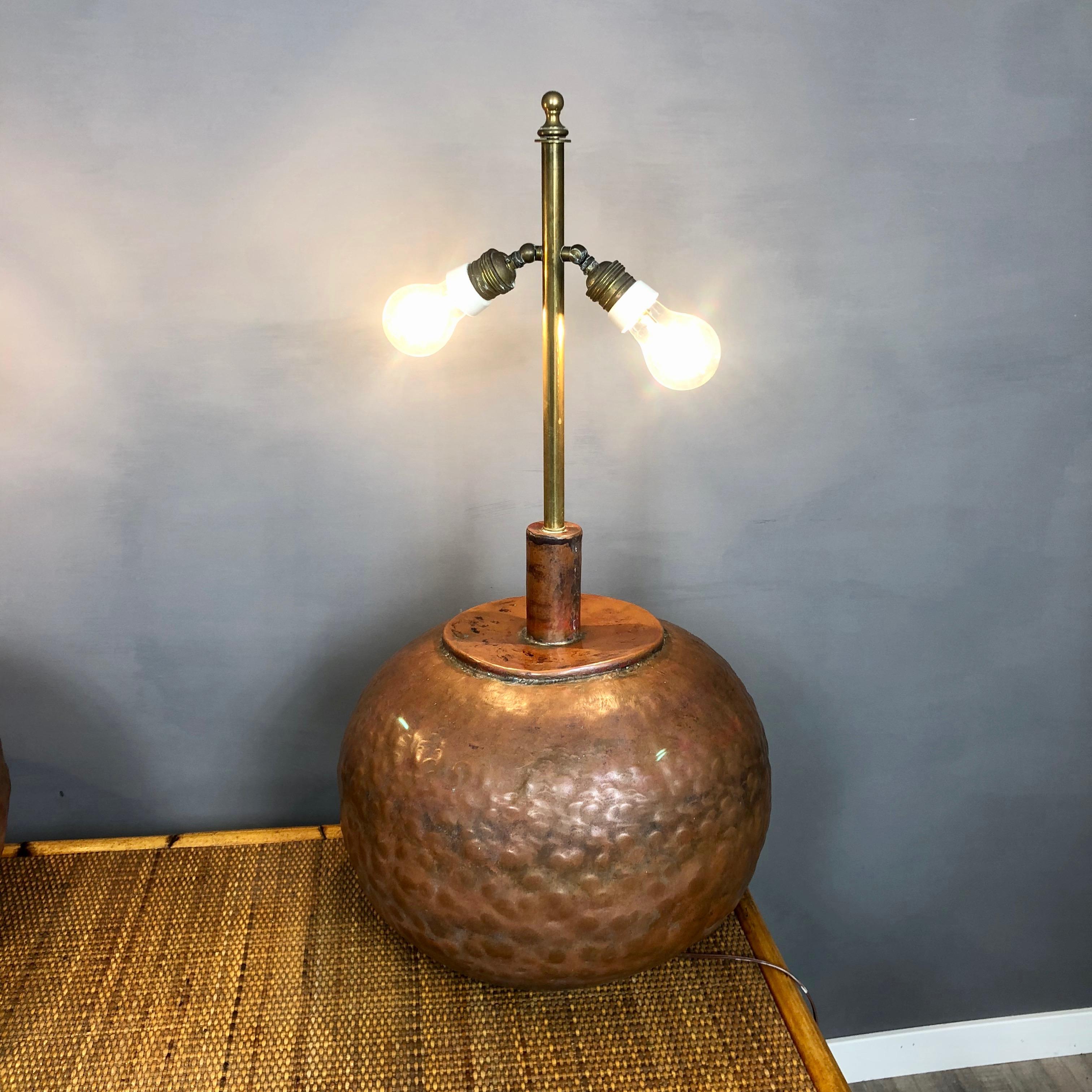 Pair of Huge Adjustable Copper Table Lamps with Brass, 1970s, Florence, Italy For Sale 1
