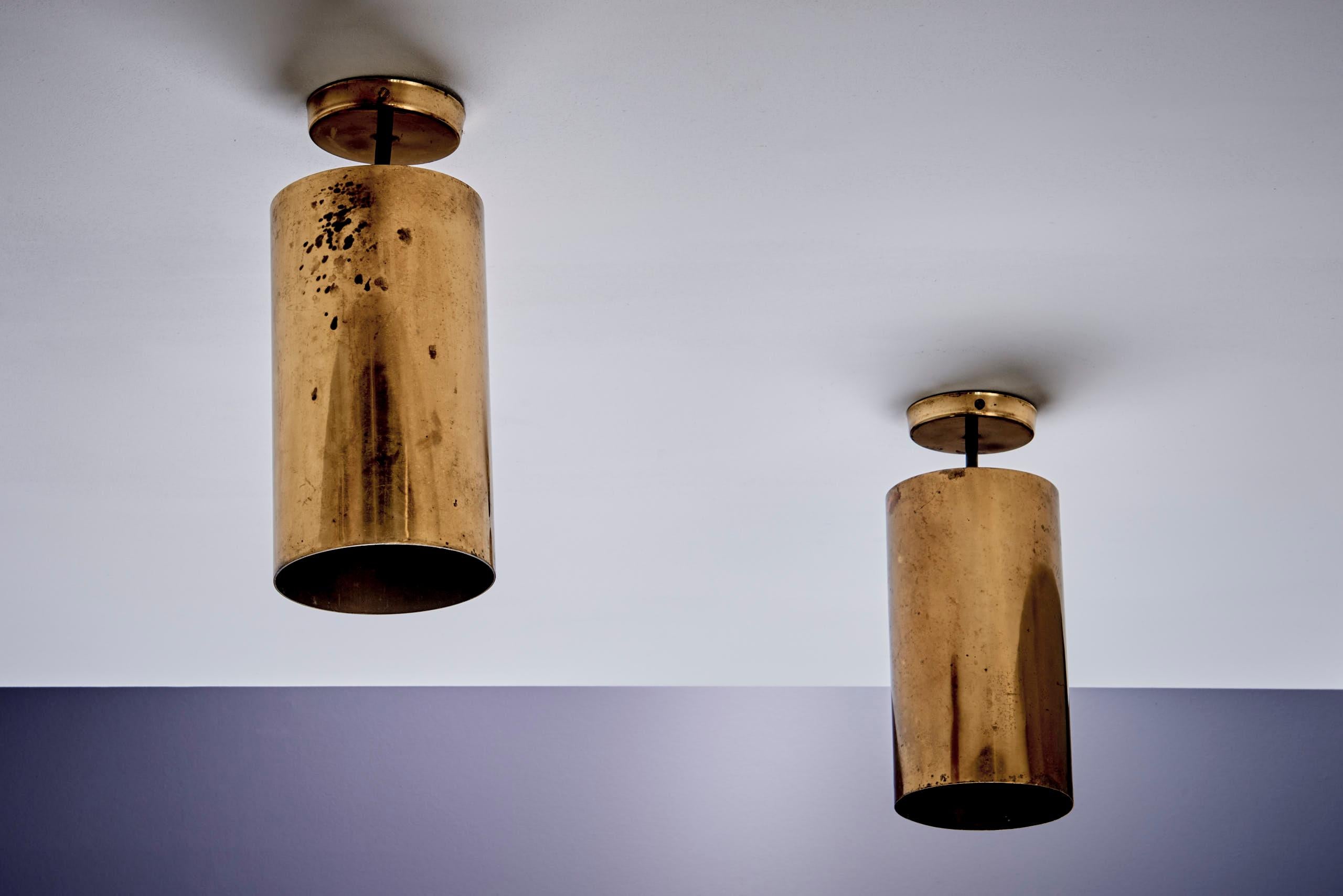 Zwei riesige französische Wandleuchten von Parscot aus Messing aus den 1950er Jahren (Französisch) im Angebot