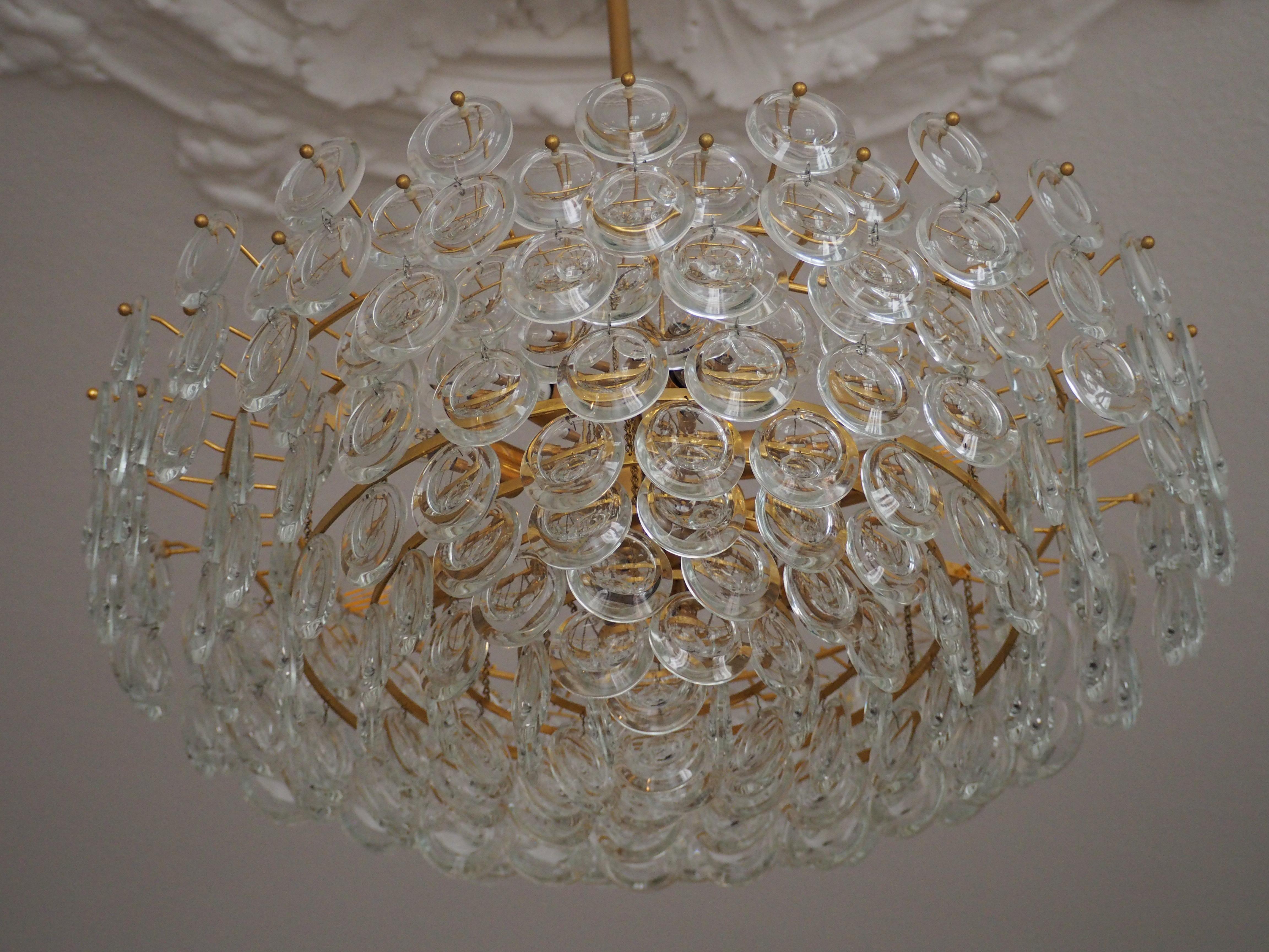 Pair of Huge Gold-Plated and Cut Glass Chandeliers by Palwa, circa 1960s In Excellent Condition In Wiesbaden, Hessen