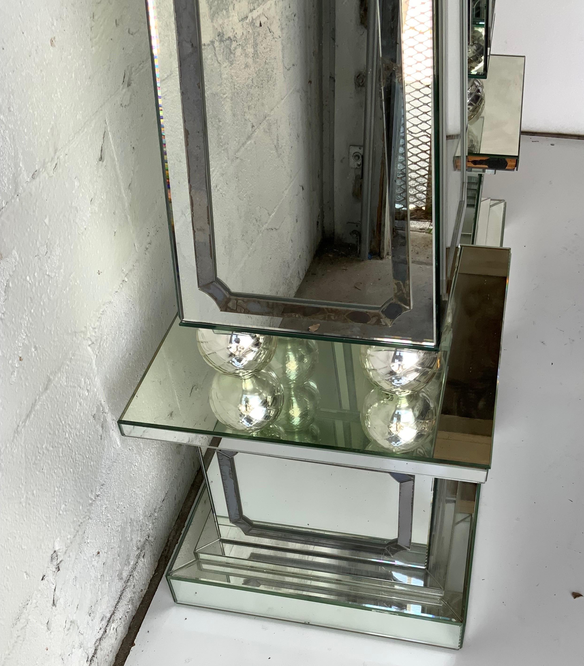 Pair of Huge Midcentury Mirrored Obelisks  In Good Condition For Sale In Miami, FL