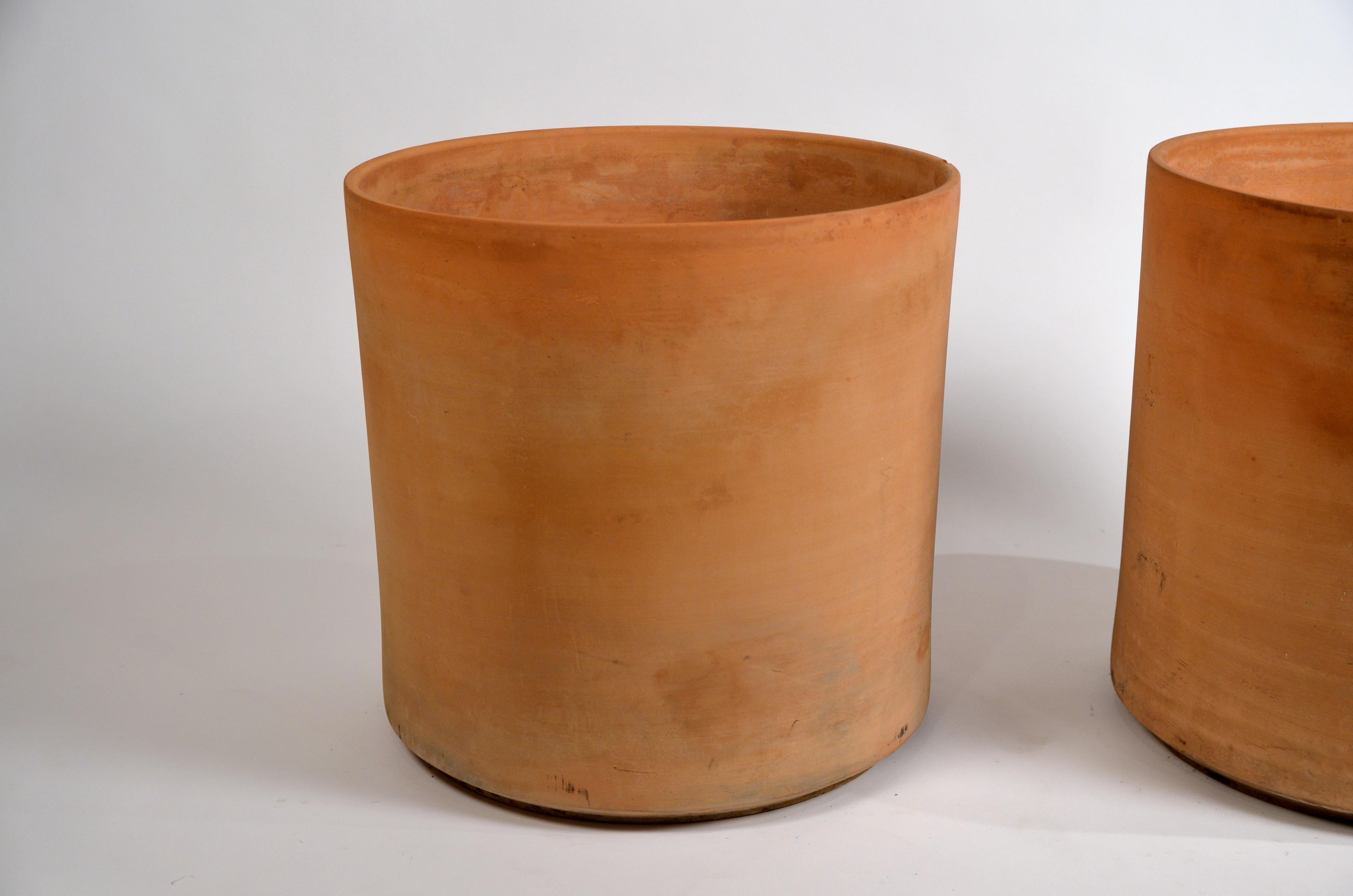 Pair of Huge Unglazed Architectural Terracotta Planters by Gainey Ceramics In Excellent Condition In Los Angeles, CA