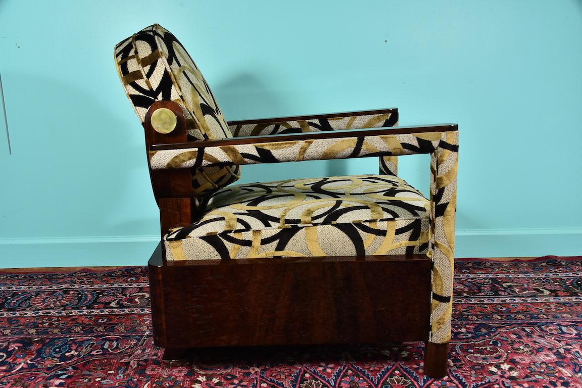  Hungarian Art Deco Armchair in Walnut In Excellent Condition For Sale In Houston, TX
