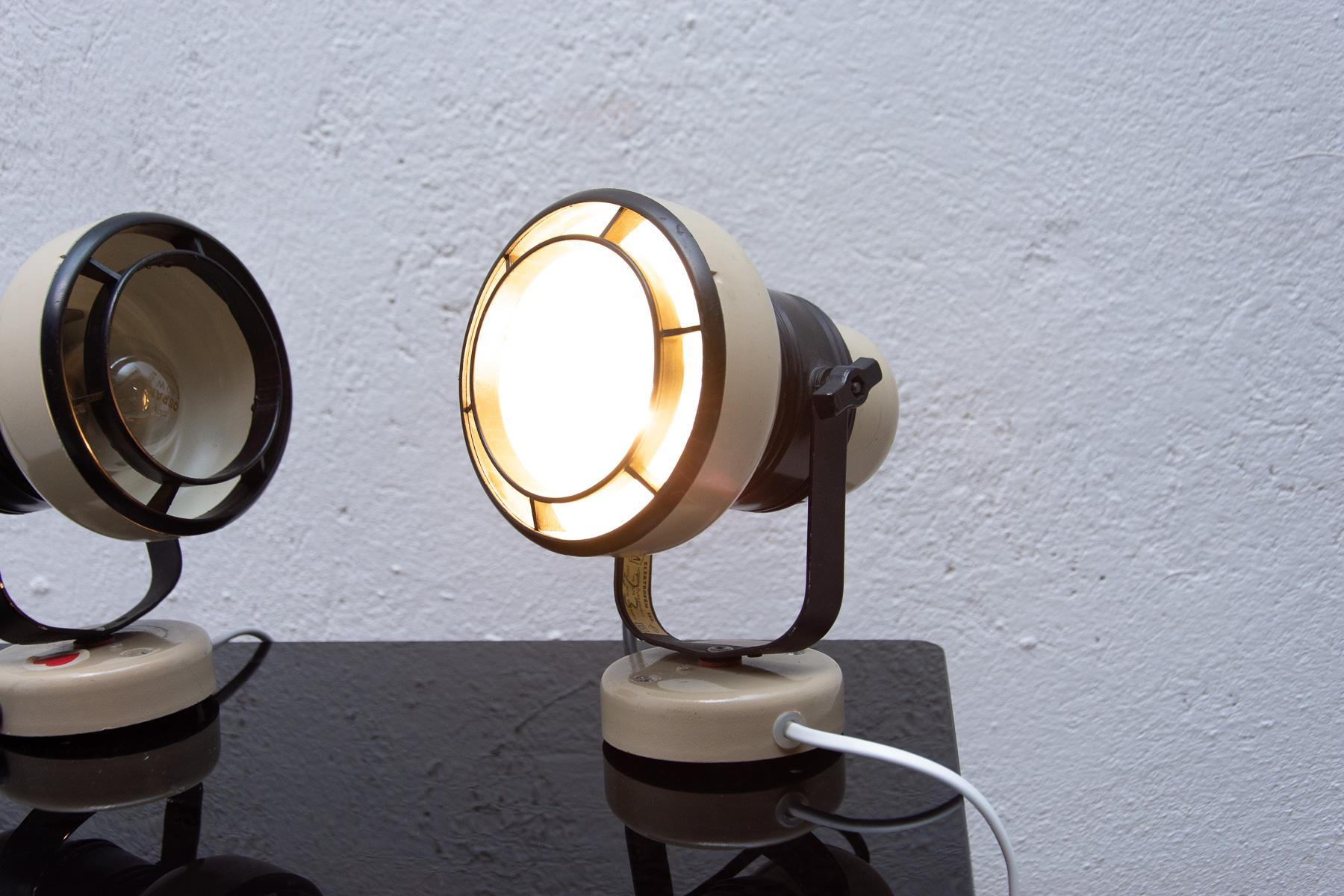 Pair of Hungarian Mid Century Space-Age Positioning Desk Lamps, 1960's In Good Condition For Sale In Prague 8, CZ