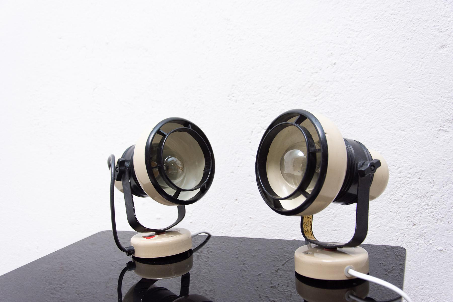 Pair of Hungarian Mid Century Space-Age Positioning Desk Lamps, 1960's For Sale 1