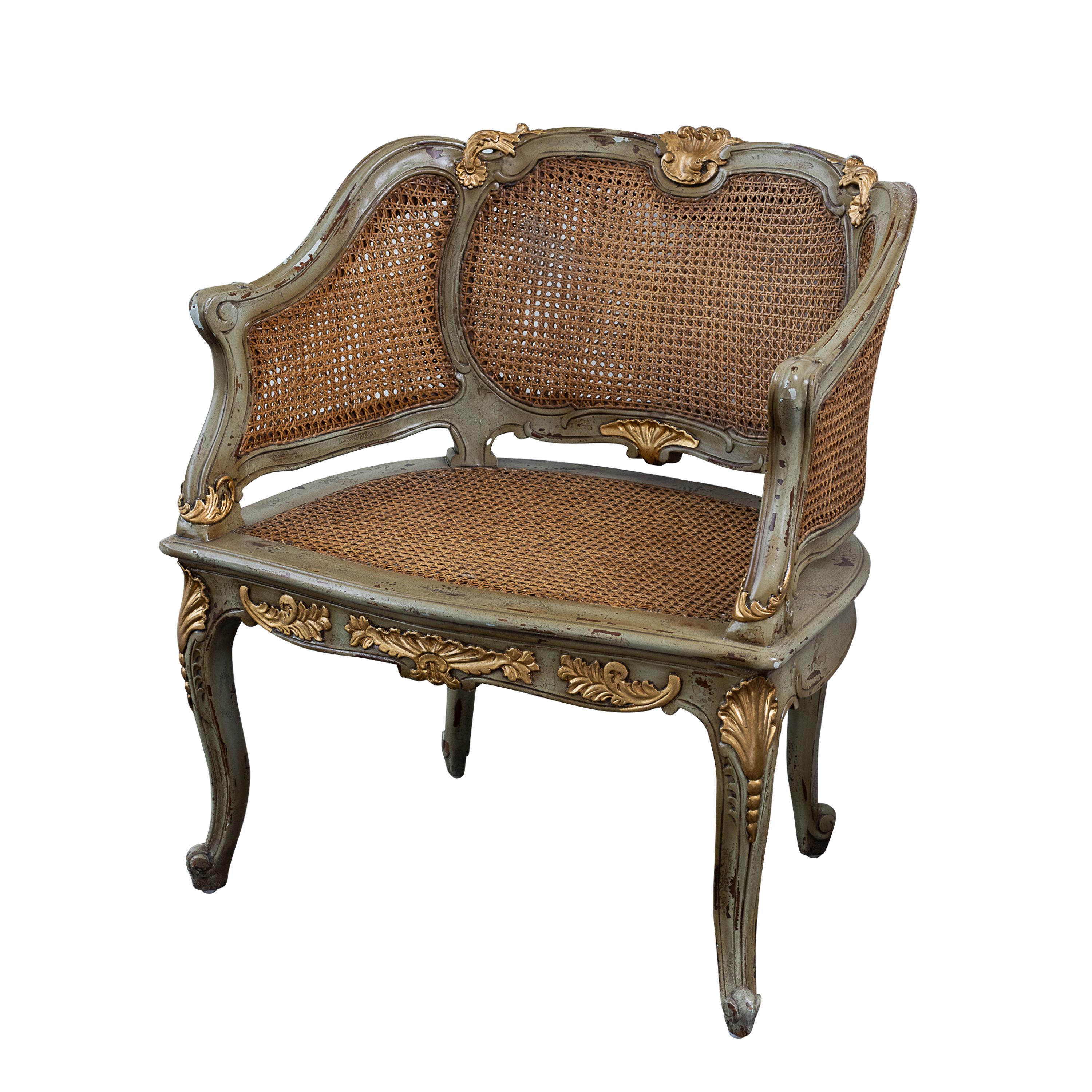 Pair of Hunt Slonem Early 19th Century Louis XV Style French Bergere Chairs In Good Condition For Sale In Summit, NJ