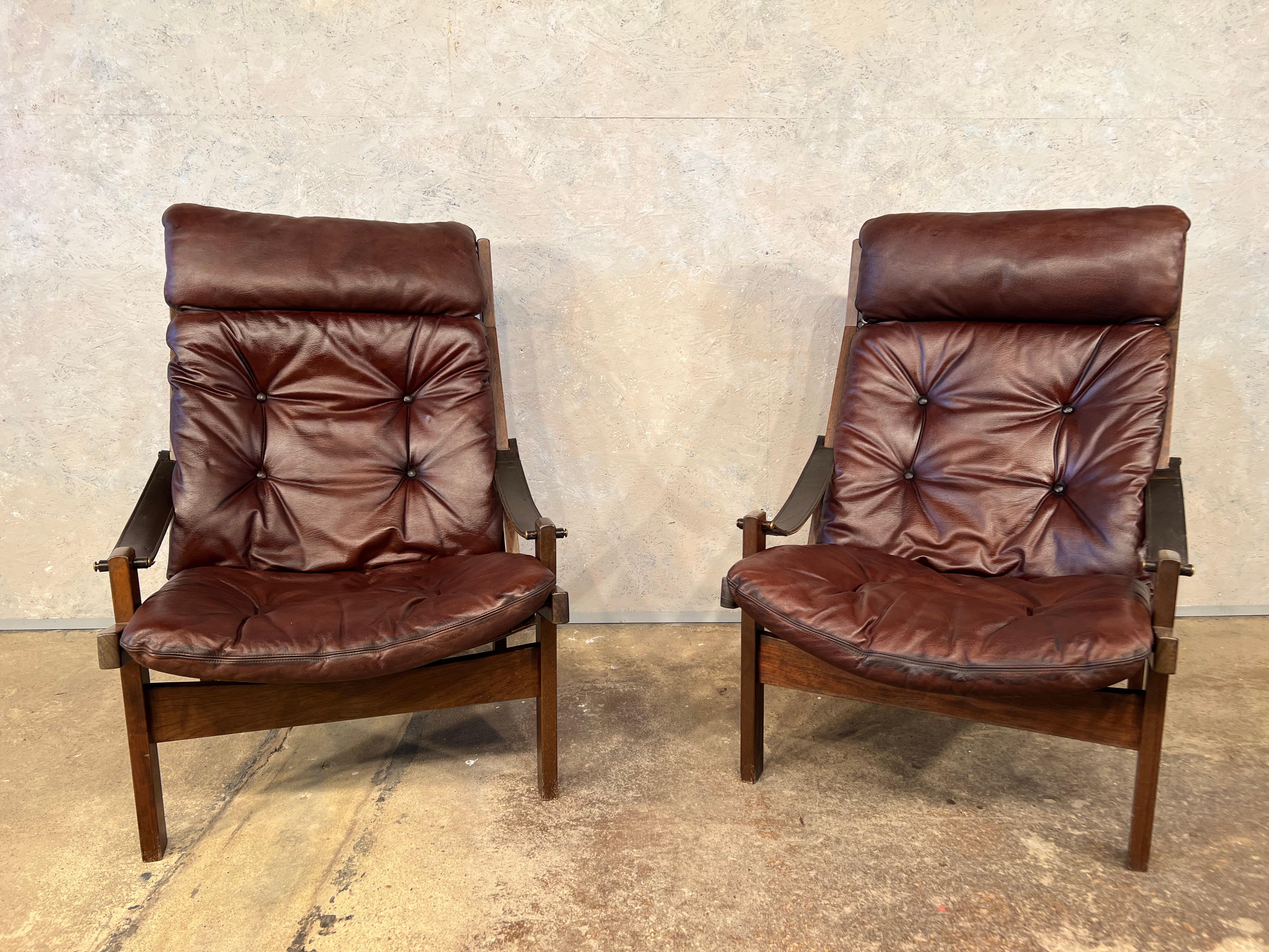 Pair of Hunter High-Back Lounge Chairs by Torbjørn Afdal for Bruksbo #526 For Sale 5