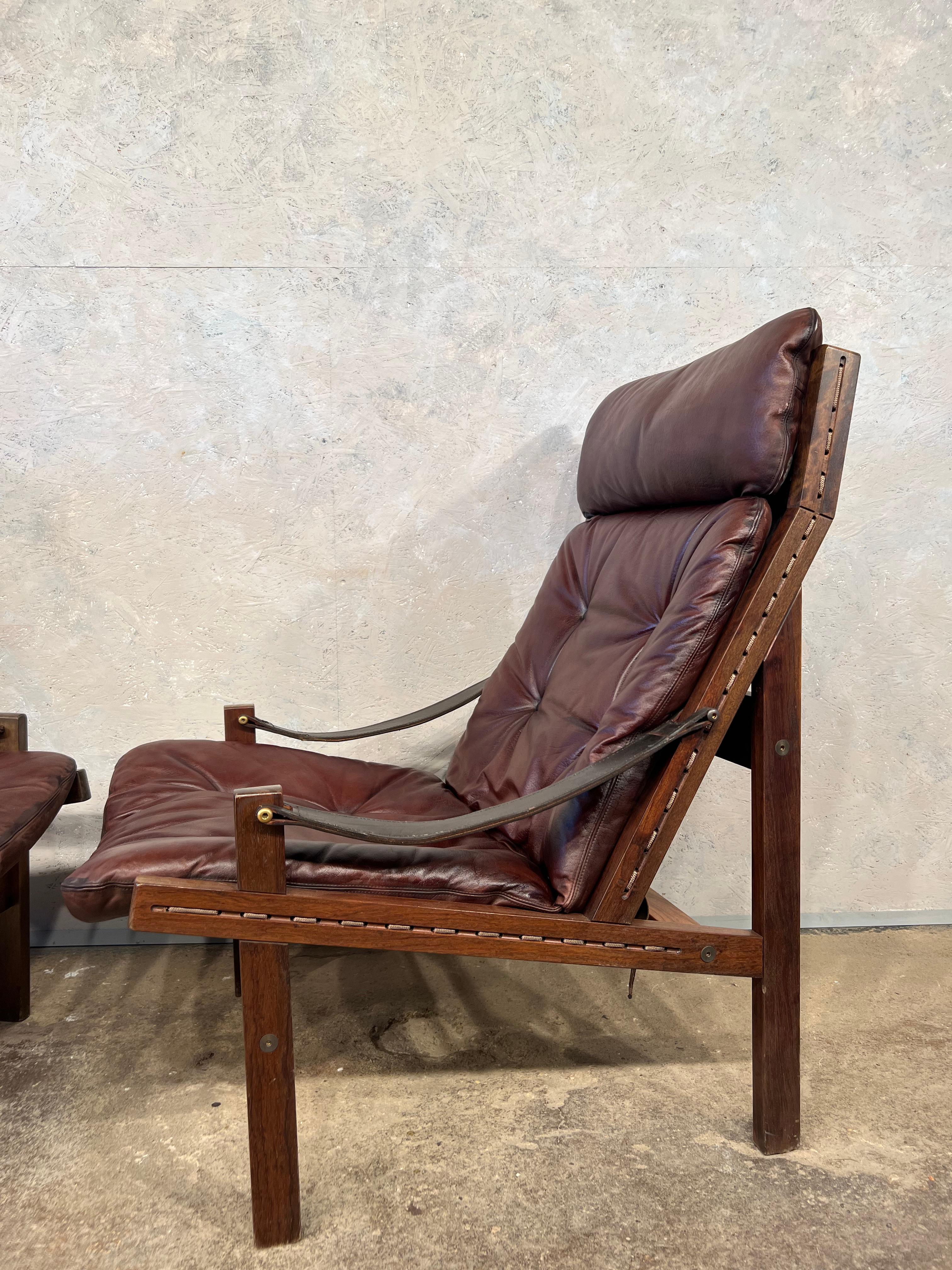 20th Century Pair of Hunter High-Back Lounge Chairs by Torbjørn Afdal for Bruksbo #526 For Sale