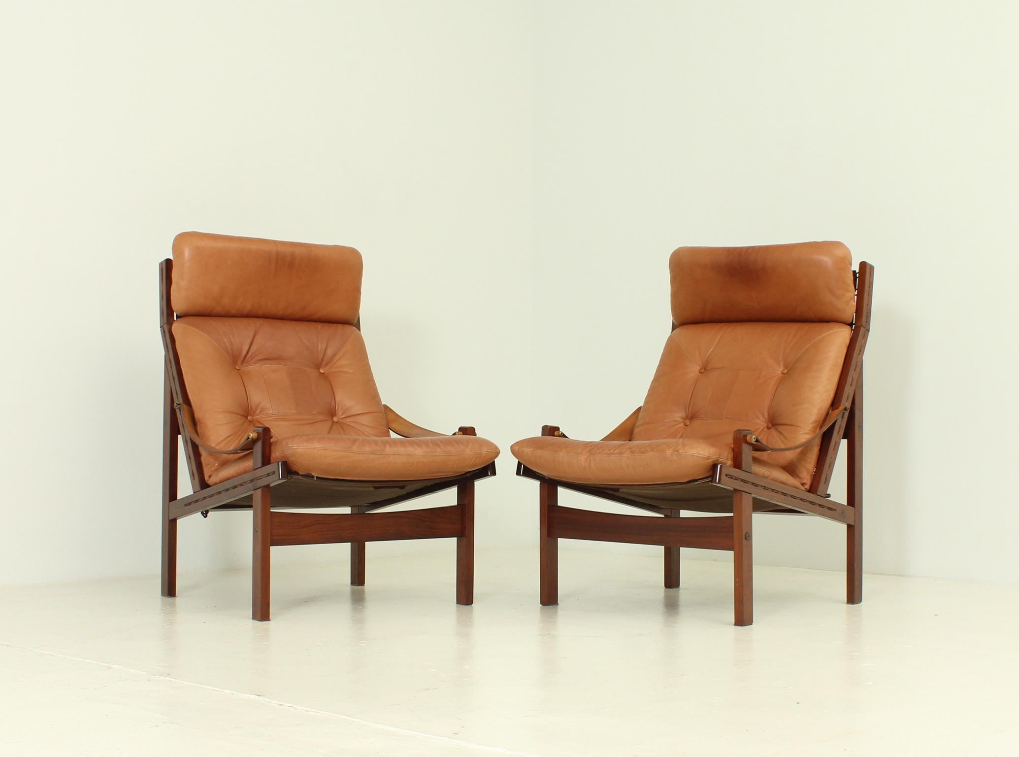 Scandinavian Modern Pair of Hunter Lounge Chairs by Torbjørn Afdal, Norway