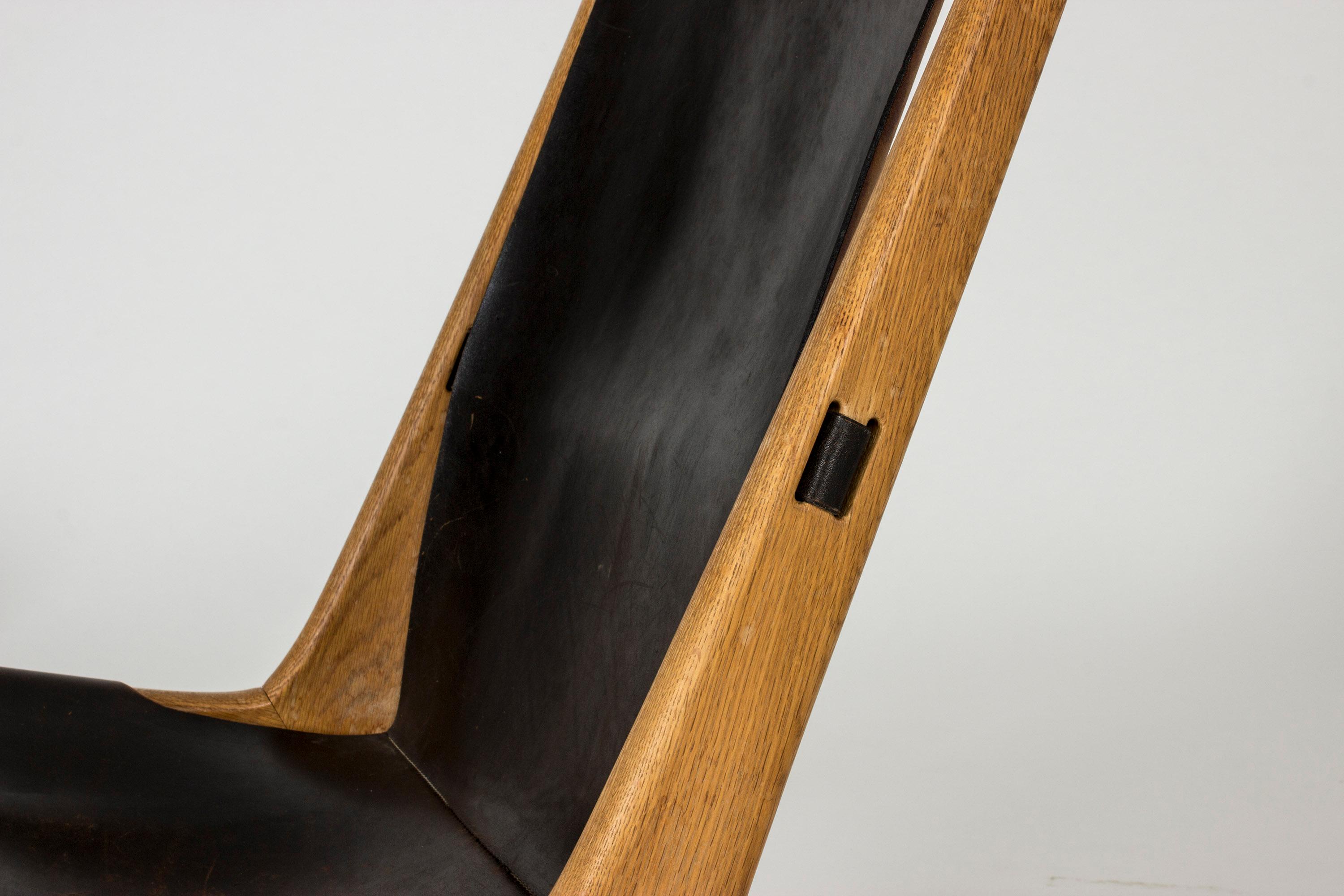 Mid-20th Century Pair of Hunting Chairs by Uno & Östen Kristiansson