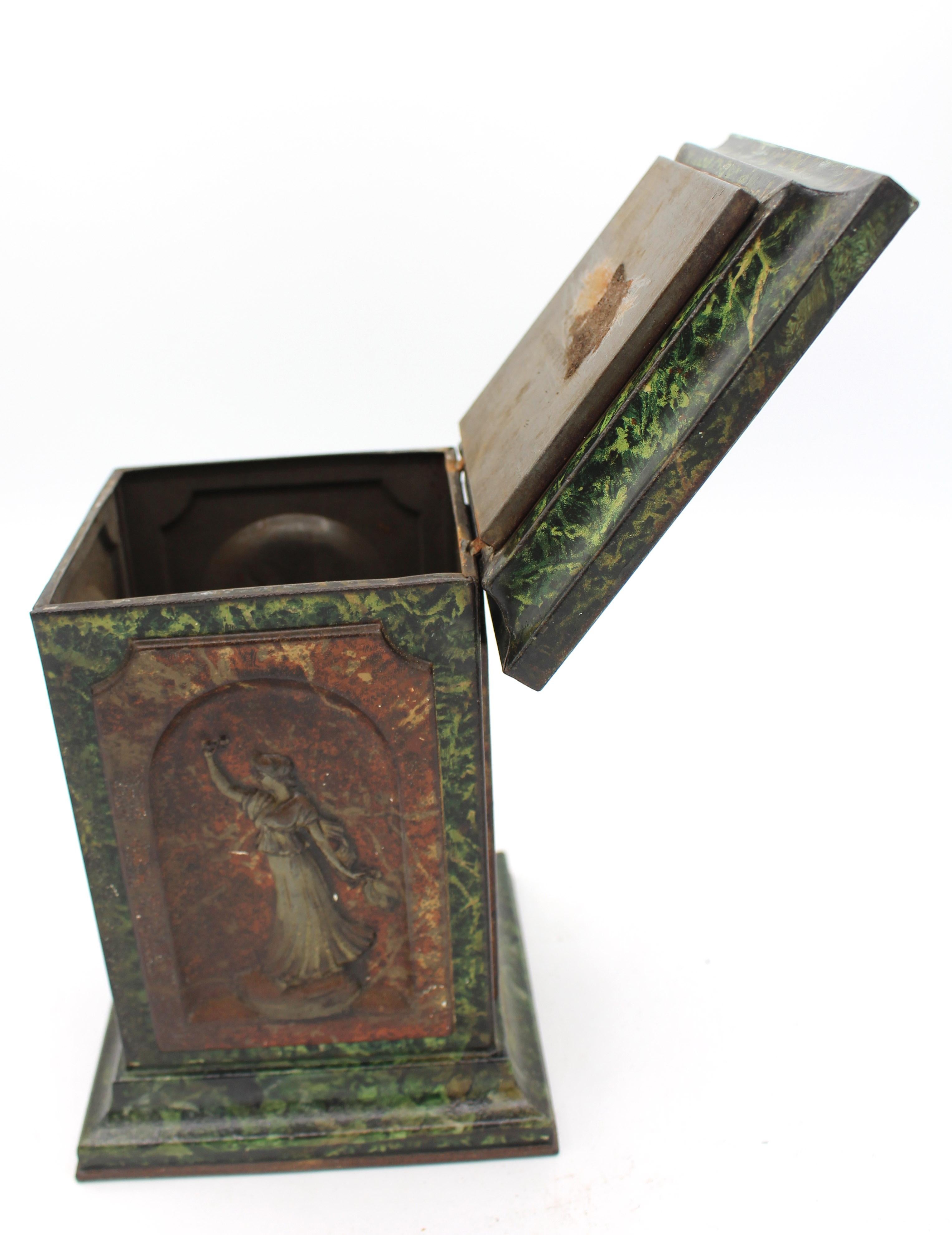 Pair of Huntley & Palmers Sculpture Pedestal Form Biscuit Tin Boxes, circa 1909 For Sale 1