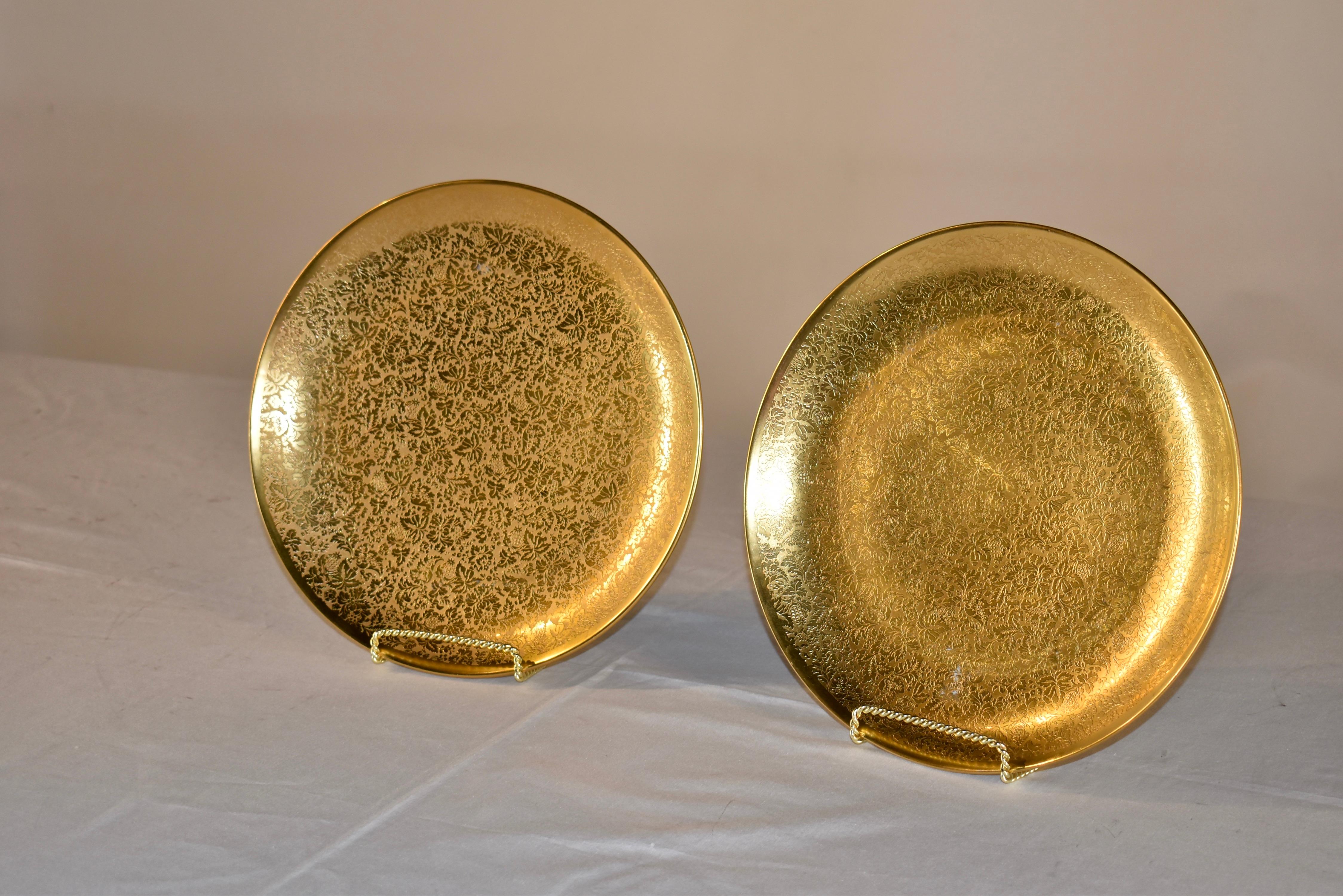 Pareja de Platos de Oro Hutschenreuther, circa 1925 - 1939 en Bueno estado para la venta en High Point, NC