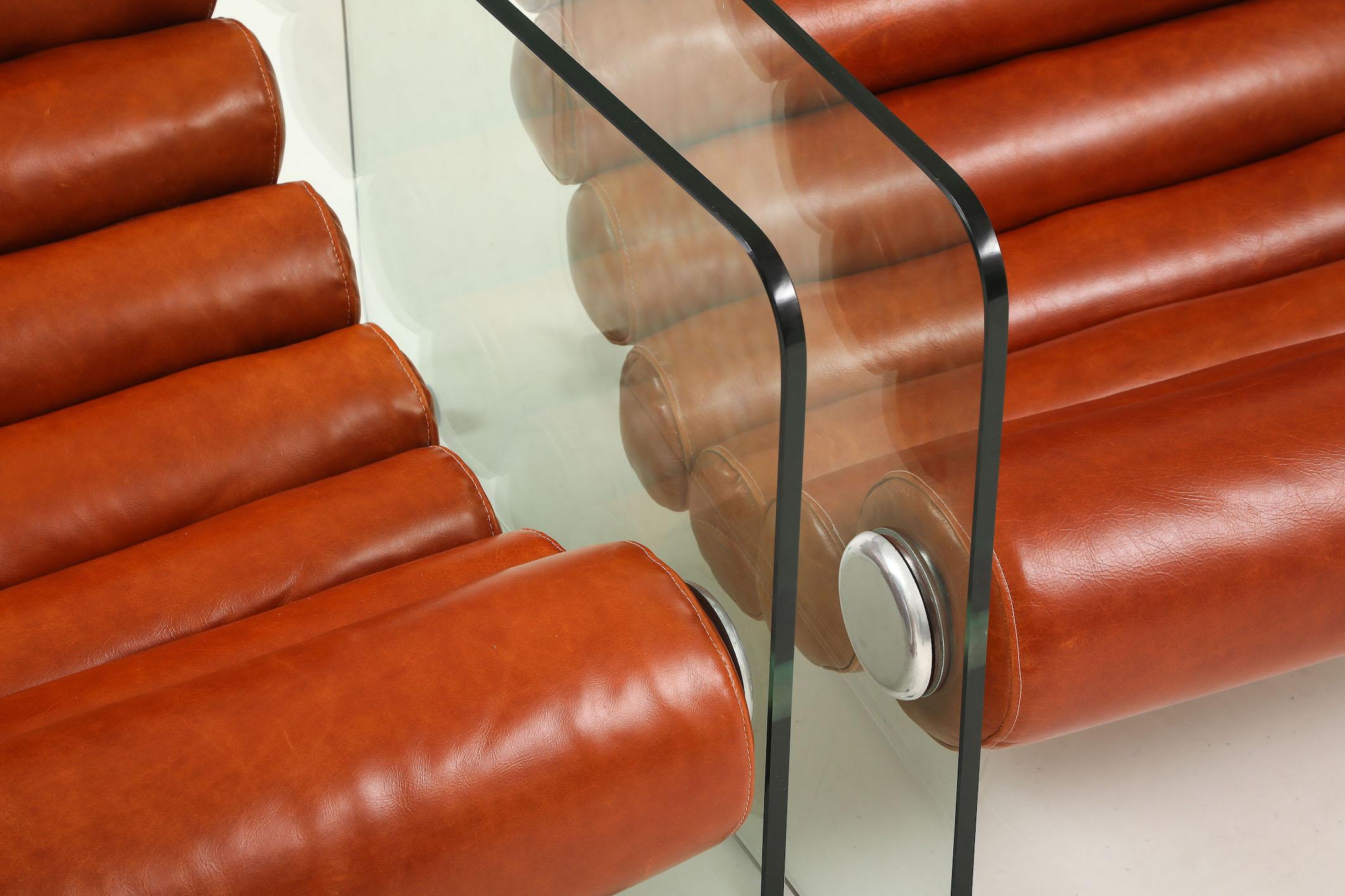 Pelle Coppia di poltrone a catena 