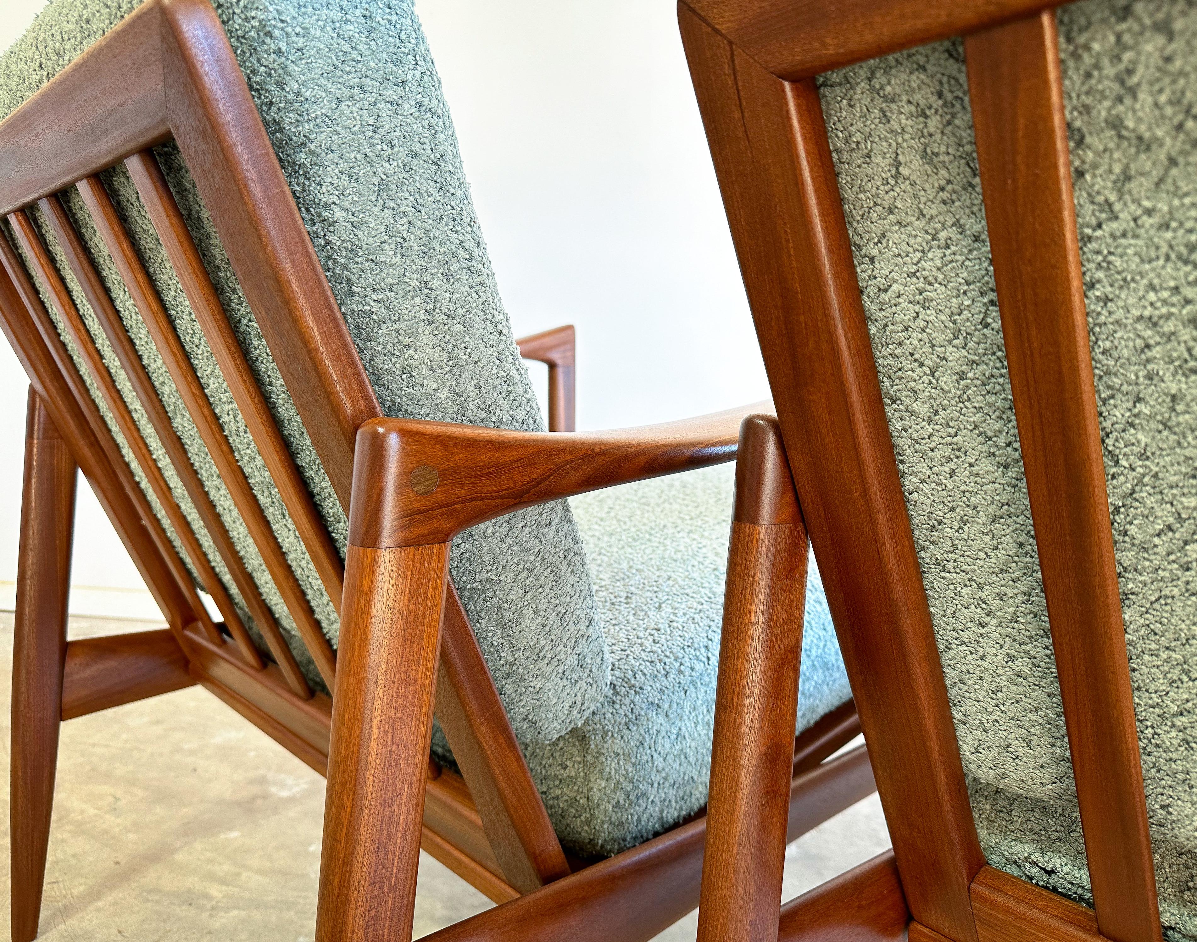Pair of Ib Kofod-Larsen Candidate Lounge Chairs, Denmark, 1960s 9