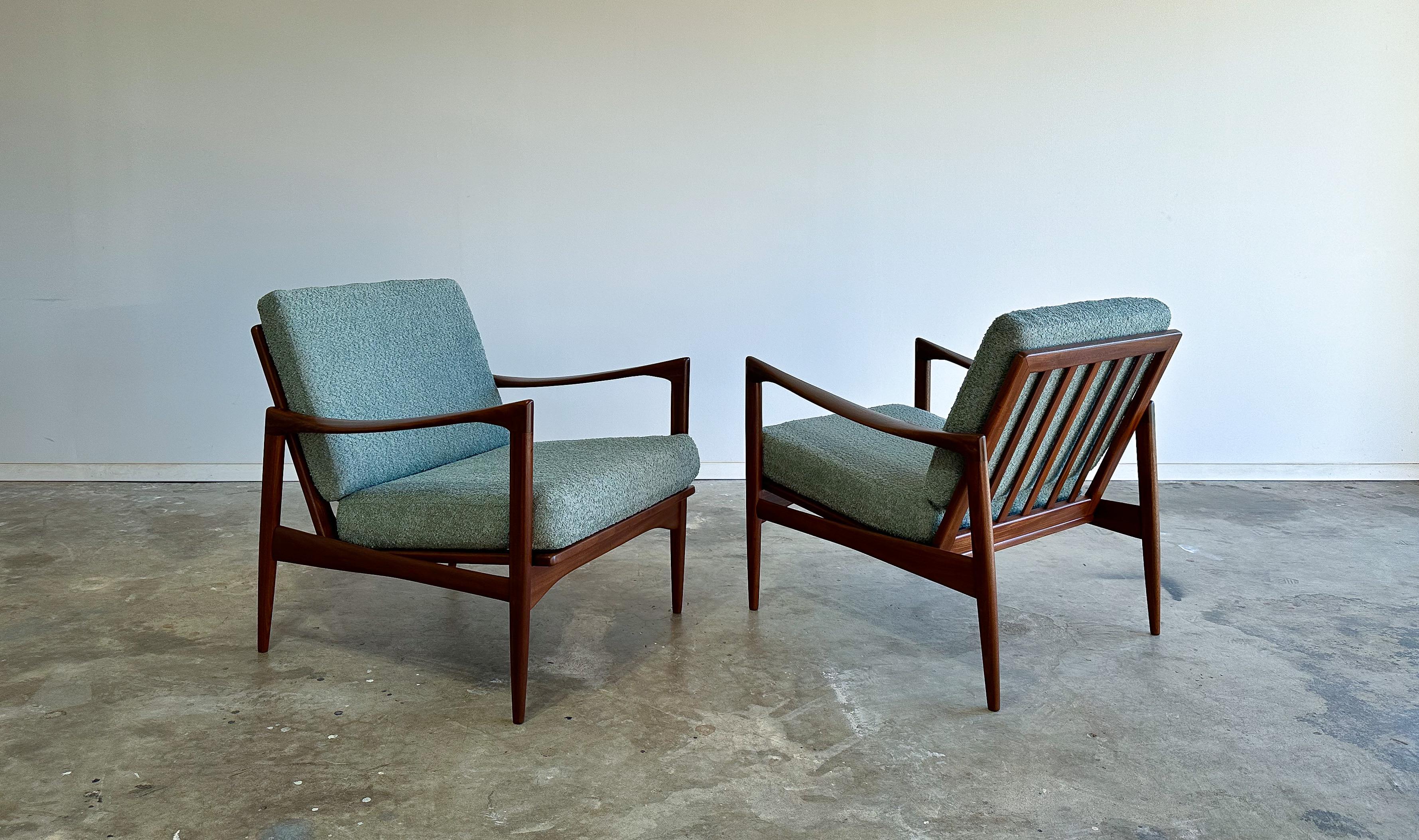 Danish Pair of Ib Kofod-Larsen Candidate Lounge Chairs, Denmark, 1960s