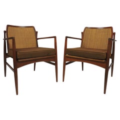 Ein Paar Ib Kofod-Larsen Danish Modern Teak Cane & Lounge Chairs für Selig