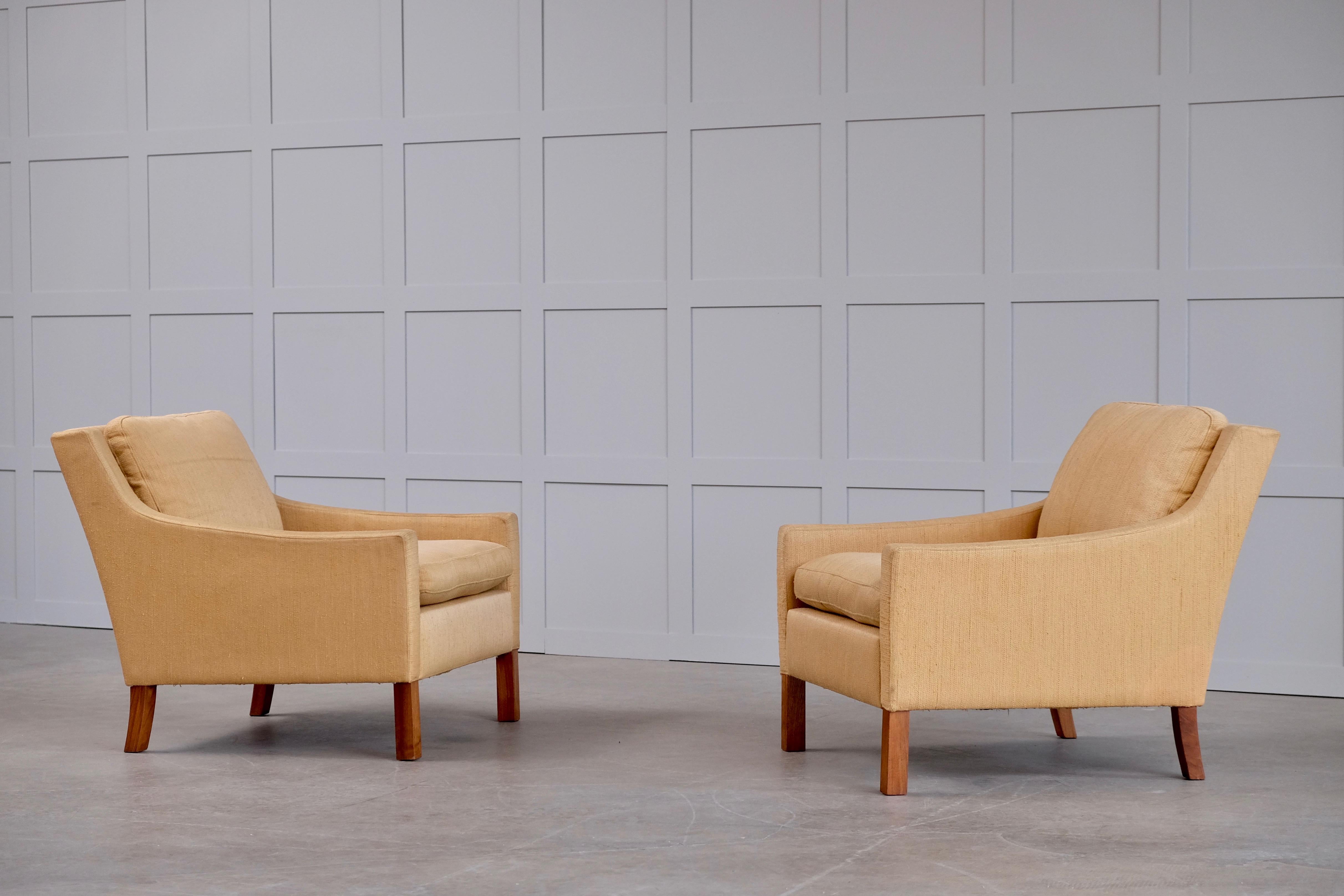 Scandinavian Modern Pair of Ib Kofod-Larsen Easy Chairs by OPE, Sweden, 1960s For Sale