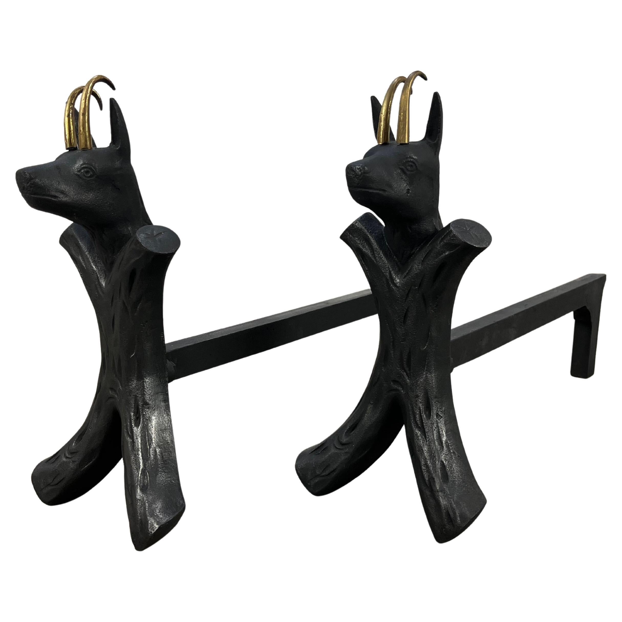 Paire de chenets en fer forgé Ibex, France, années 1950, milieu du siècle