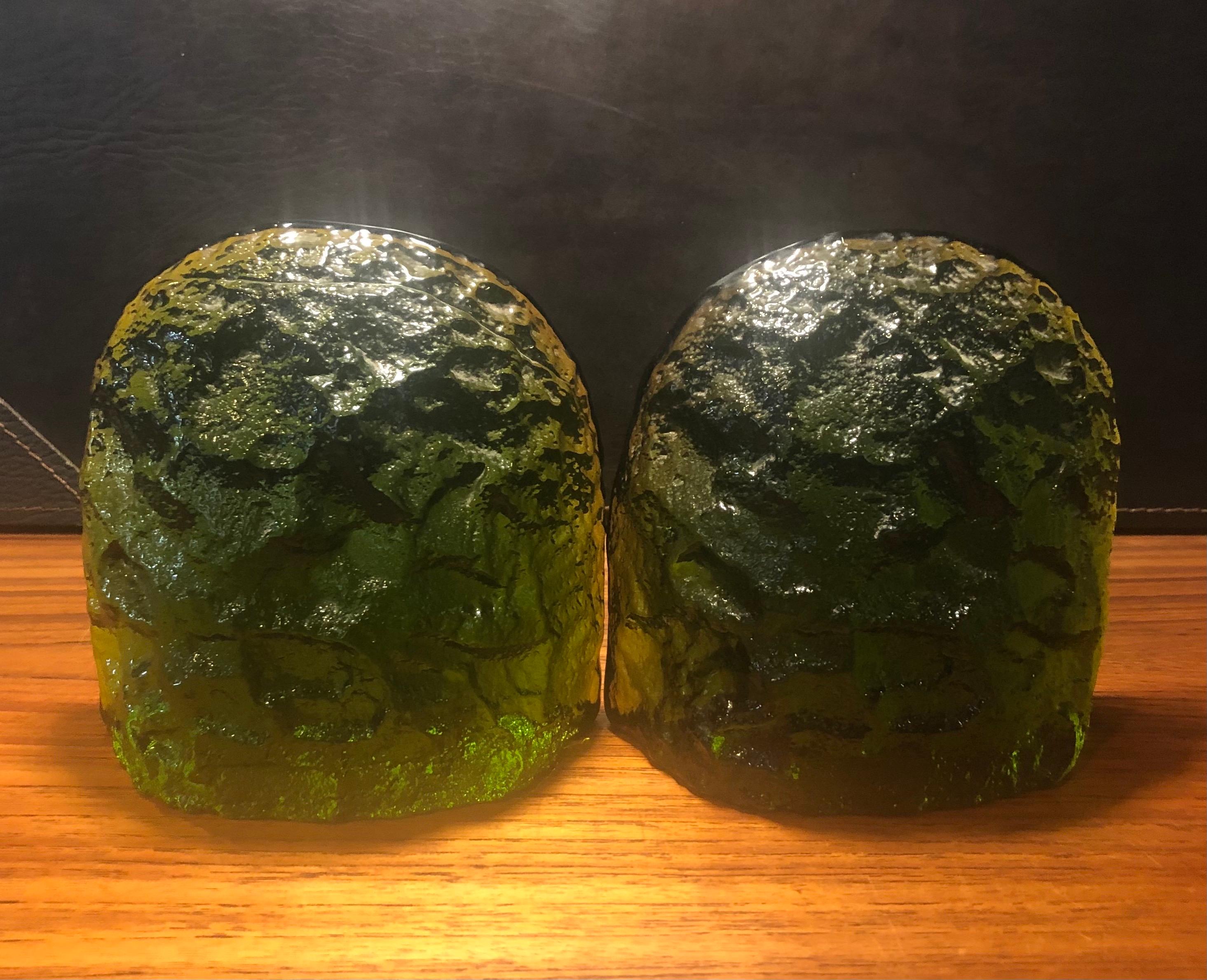 Mid-Century Modern Pair of Ice Block Emerald Glass Bookends by Blenko Glass For Sale
