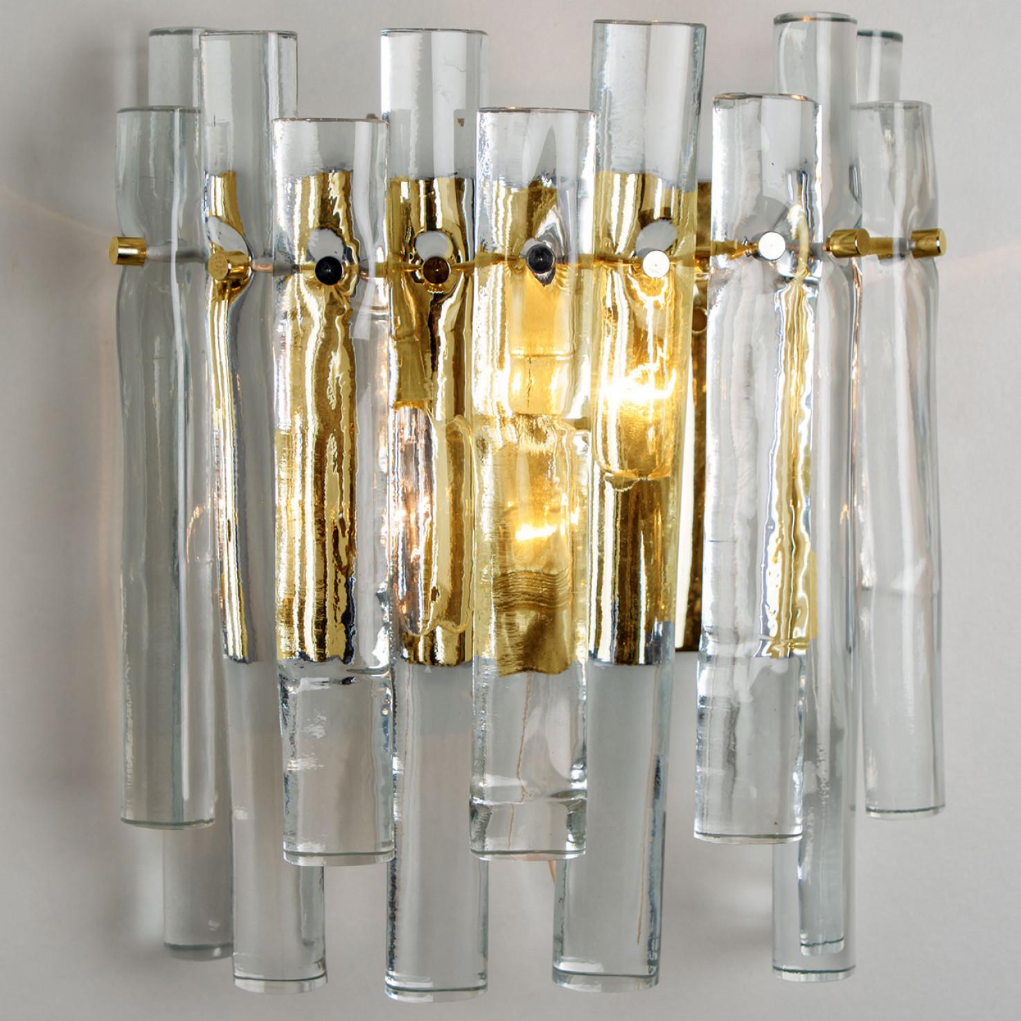 Late 20th Century Pair of Ice Glass and Brass Wall Sconces by Kinkeldey, 1970s For Sale