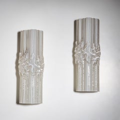 Pair of Mid-Century Modern Wall Lights, Frosted Murano Glass, Italy