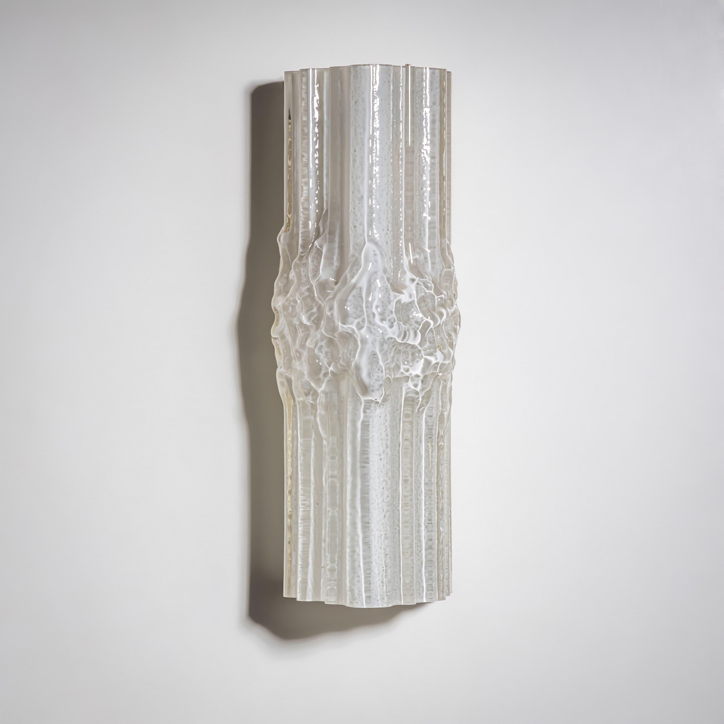 Pareja de apliques de cristal de hielo, Italia Moderno de mediados de siglo en venta