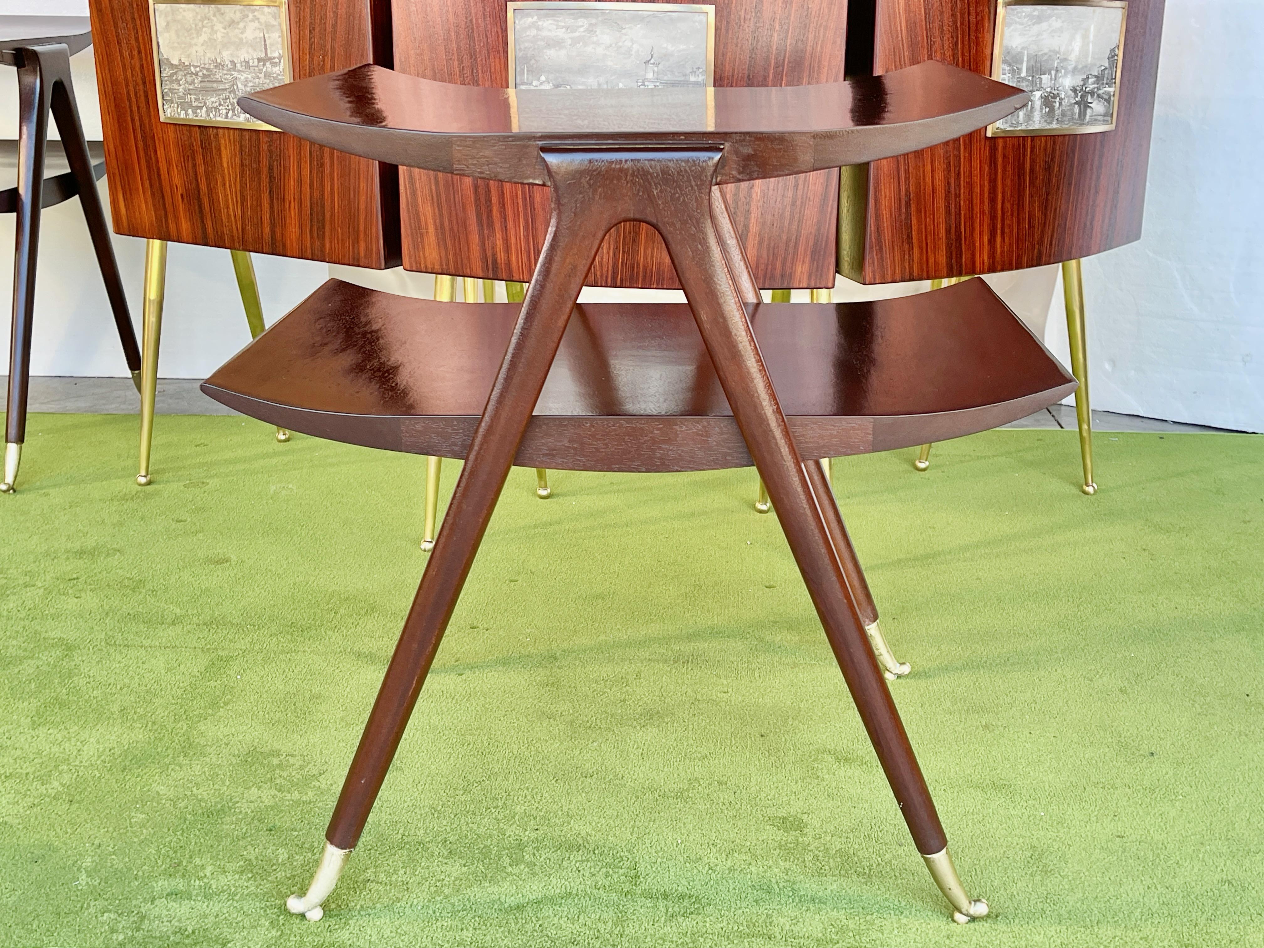 Paire de tables d'appoint à deux niveaux du milieu du siècle dernier, à la manière d'Ico Parisi en vente 6