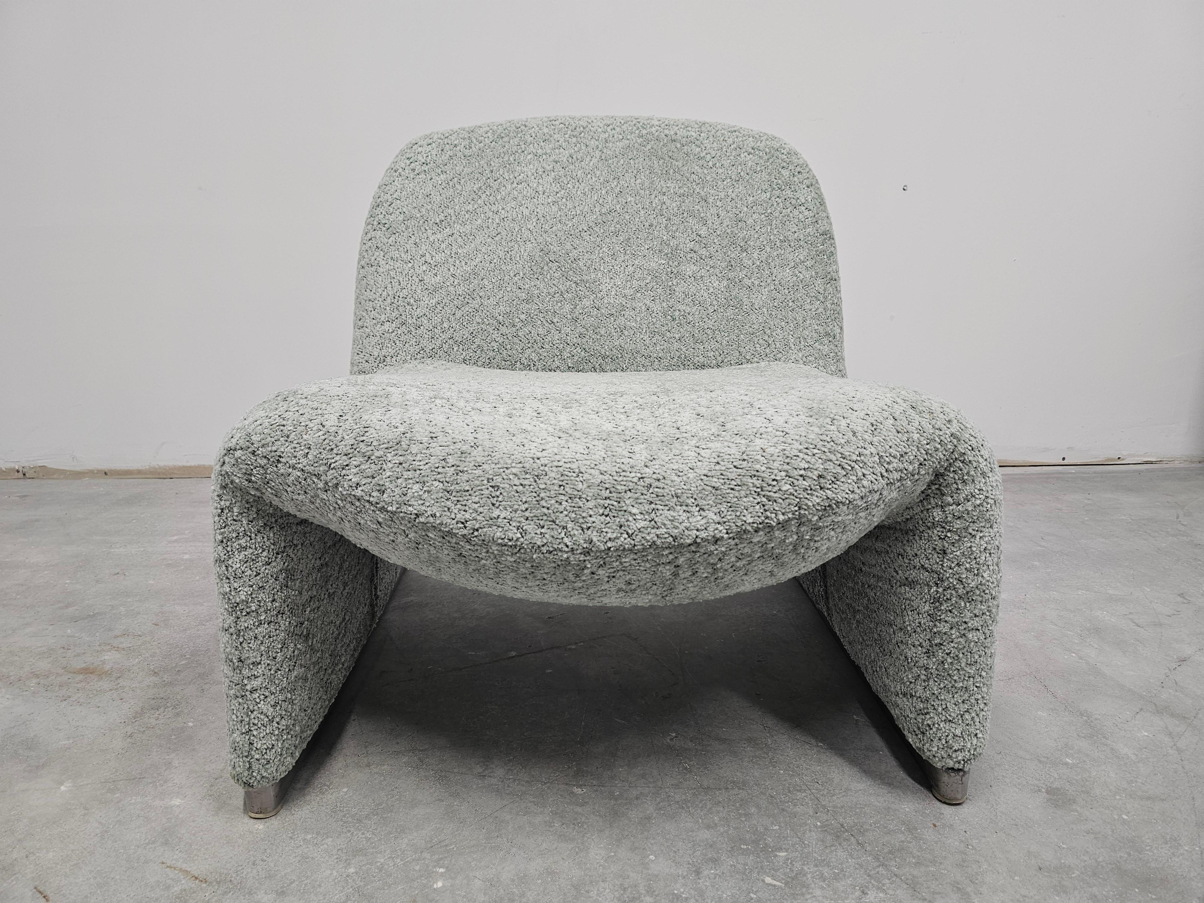 Paire de chaises emblématiques Alky conçues par Giancarlo Piretti pour Artifort en vente 1