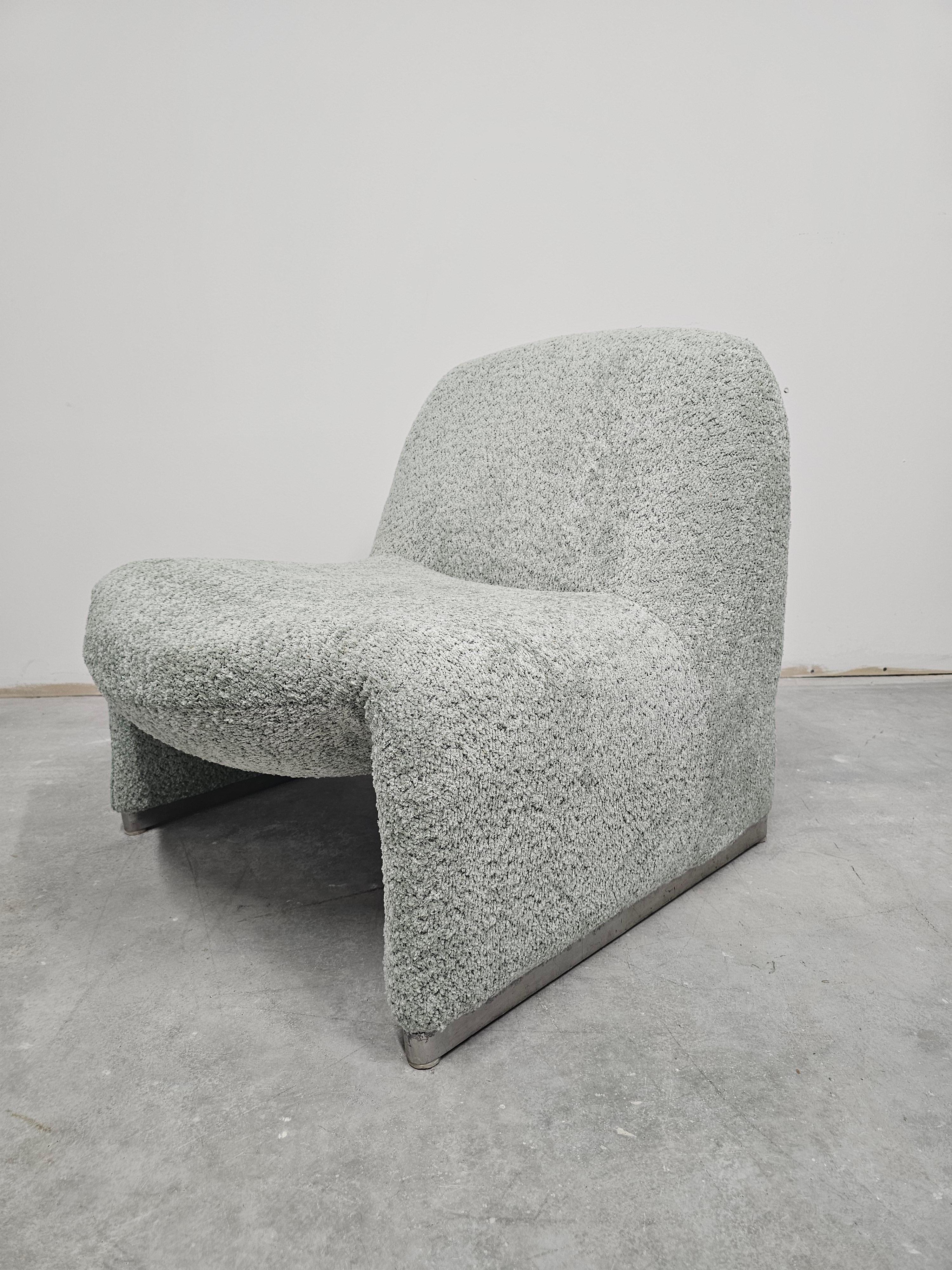 Paire de chaises emblématiques Alky conçues par Giancarlo Piretti pour Artifort en vente 2