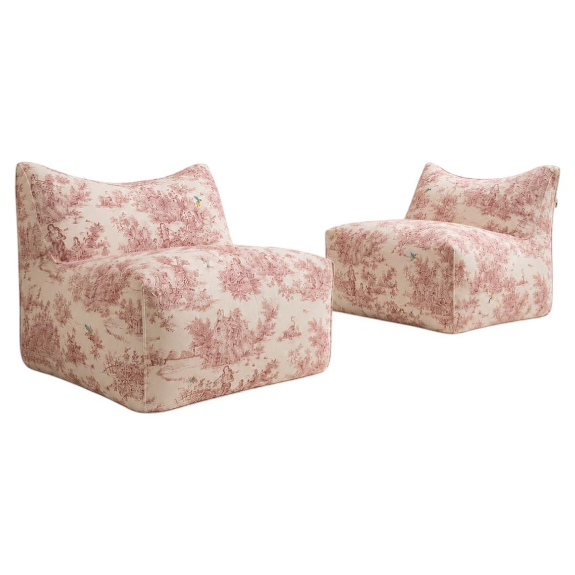 Pareja de Sillones Bambola icónicos de Mario Bellini, tela Toile de Jouy rosa