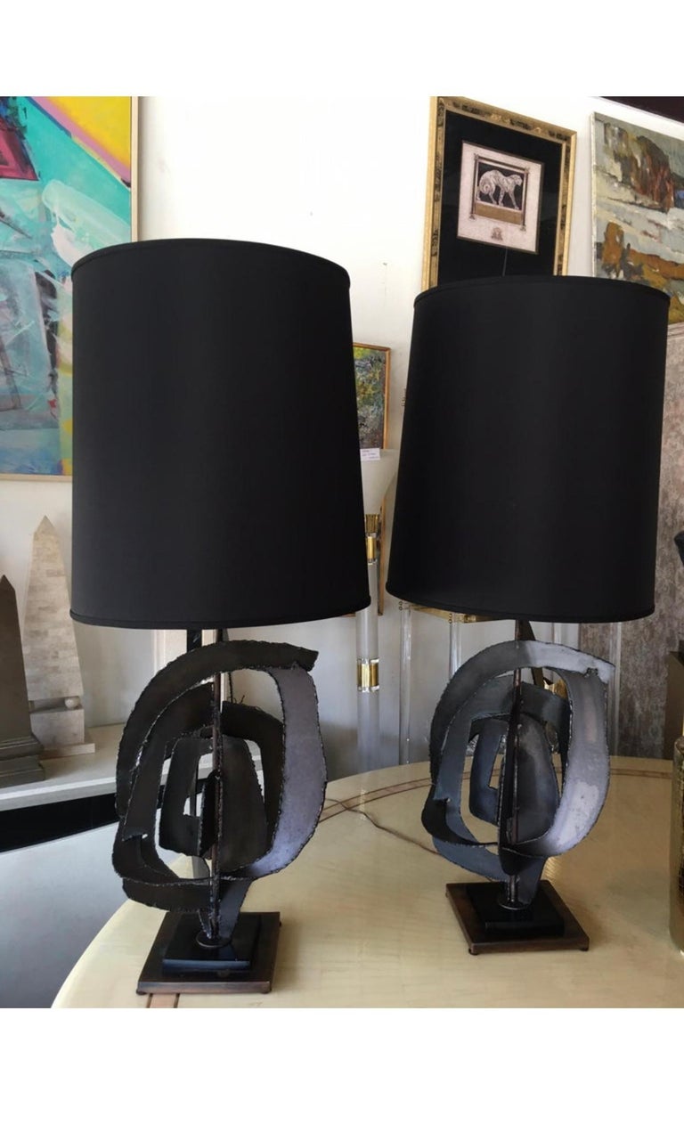 Metal Pair of Iconic Brutalist Bronze Lamps by Richard Barr Laurel Lamp 1960s For Sale